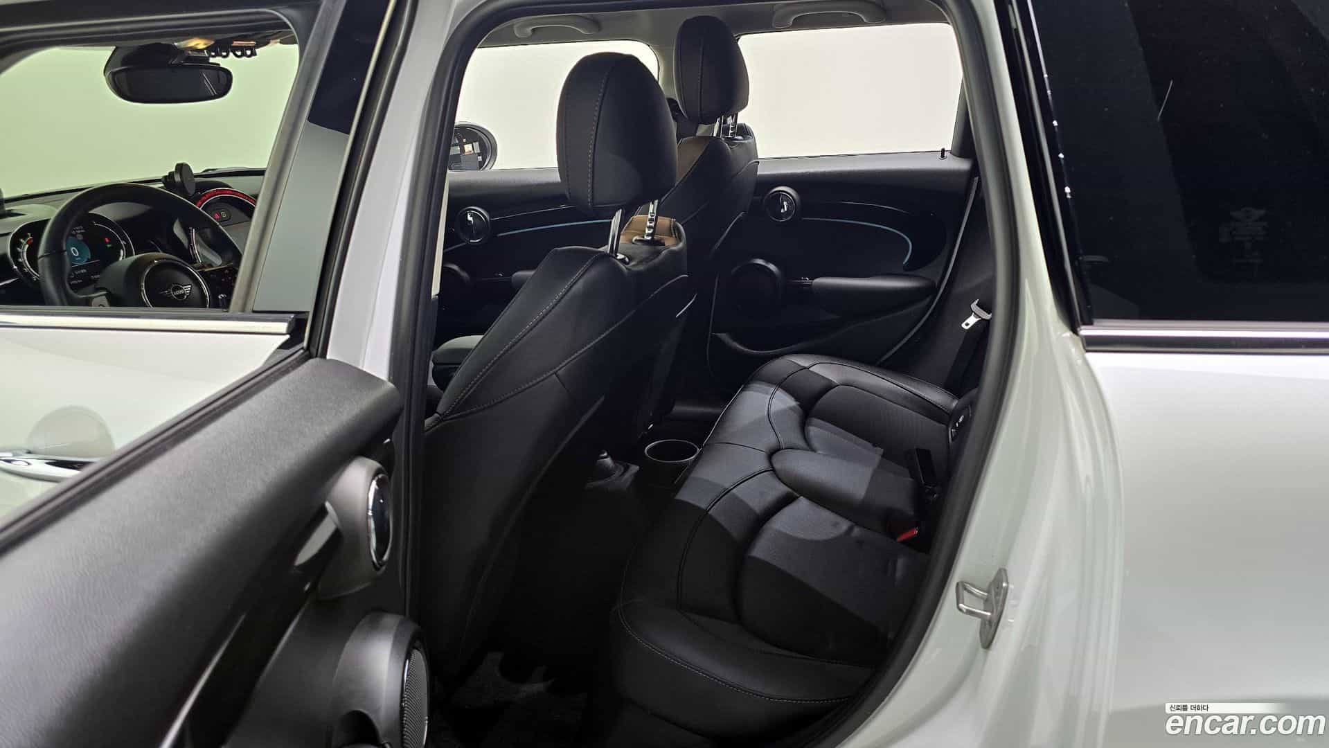 Cooper Mini 2024.1-OPTION-015