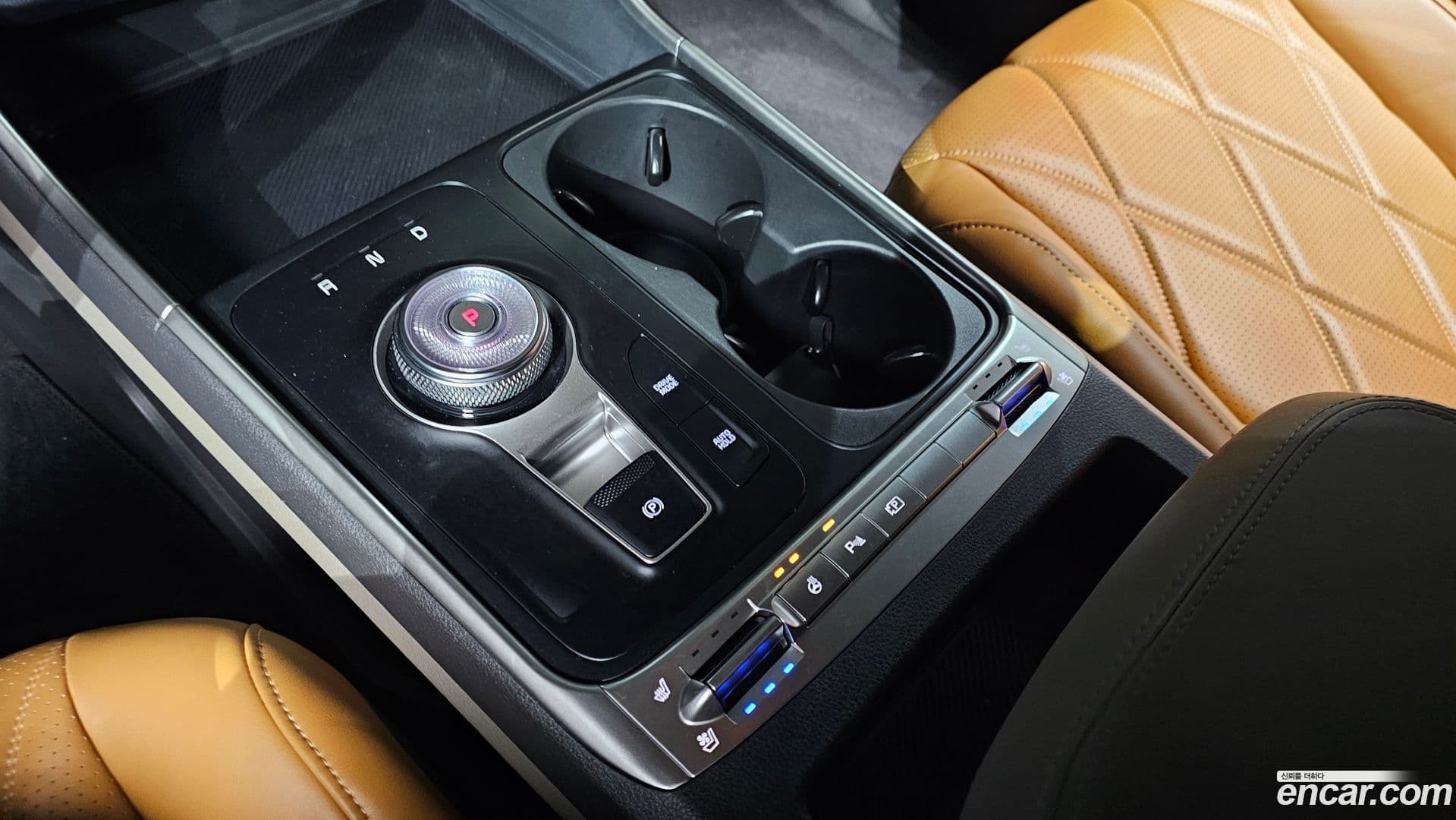 Main__Slider__Photo:Canival Kia 2024.9-8