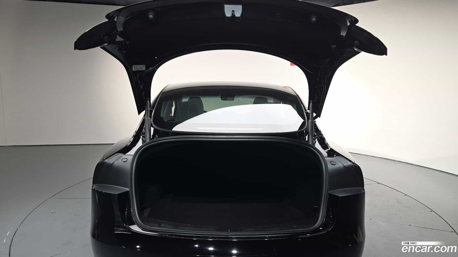 Model 3 Tesla 2024.6-OPTION-024