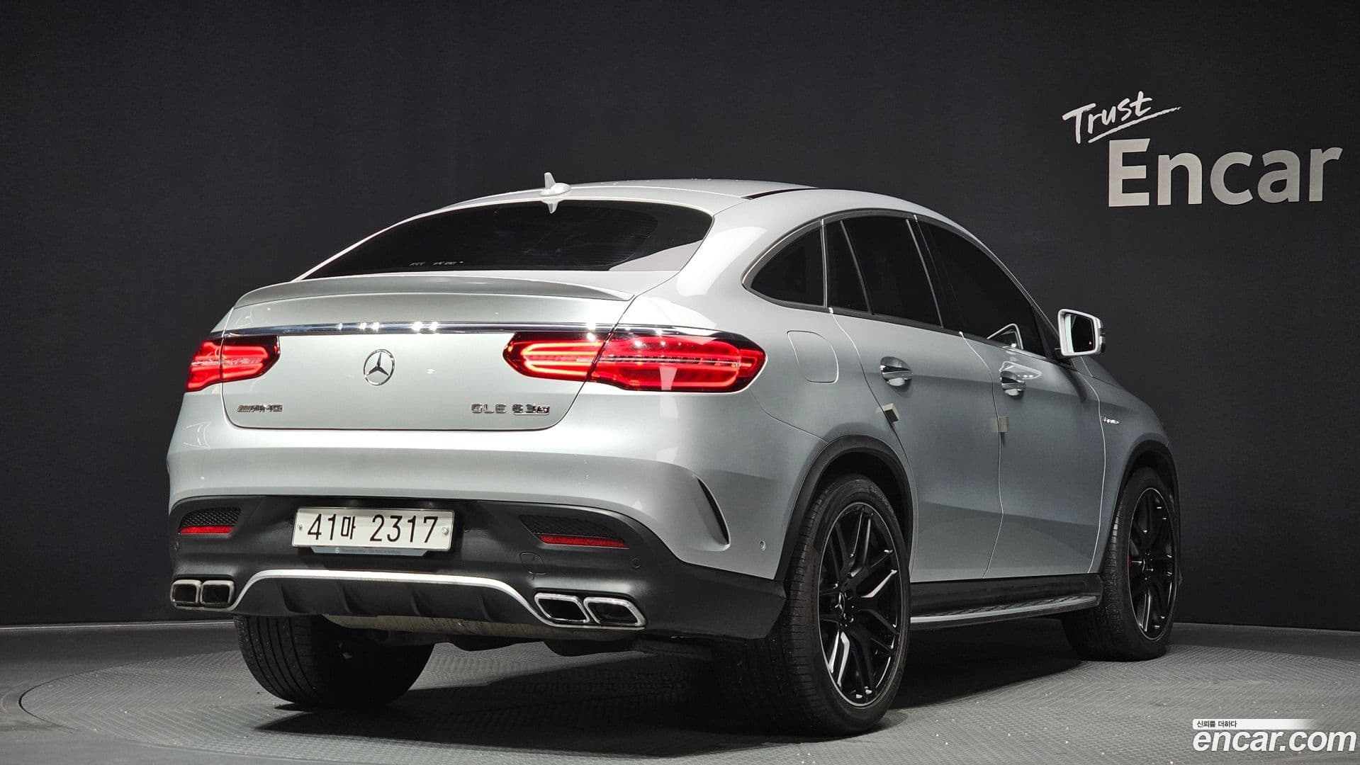 Main__Slider__Photo:GLE-Class Mercedes-Benz 2017.11-1