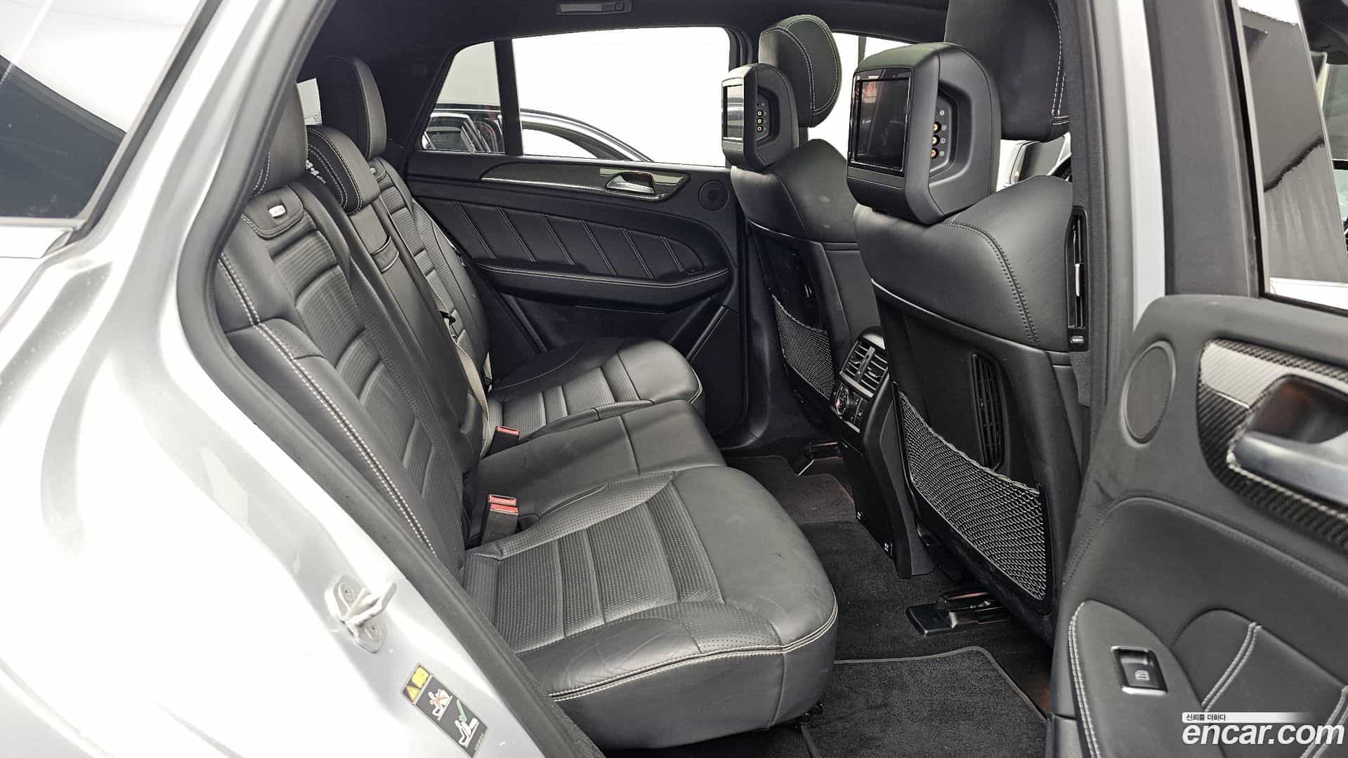 GLE-Class Mercedes-Benz 2017.11-OPTION-016