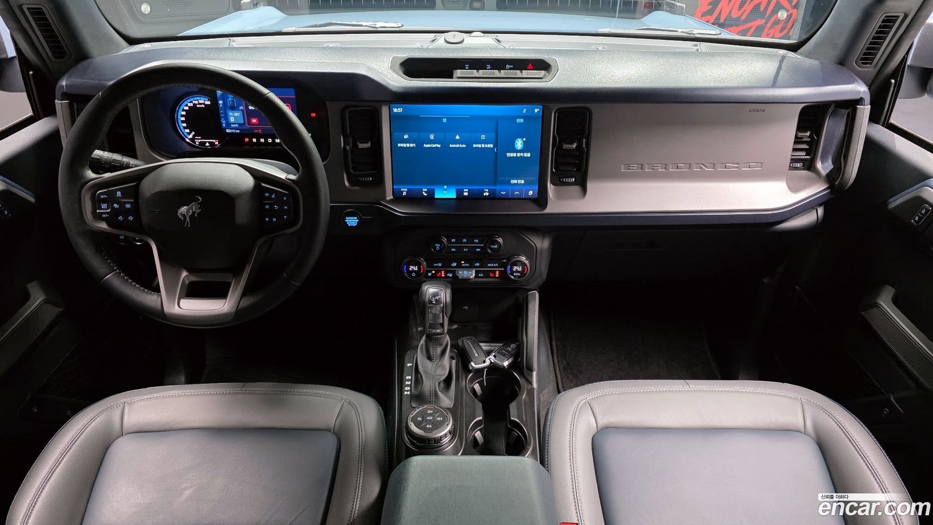 Main__Slider__Photo:Bronco Ford 2023.11-6