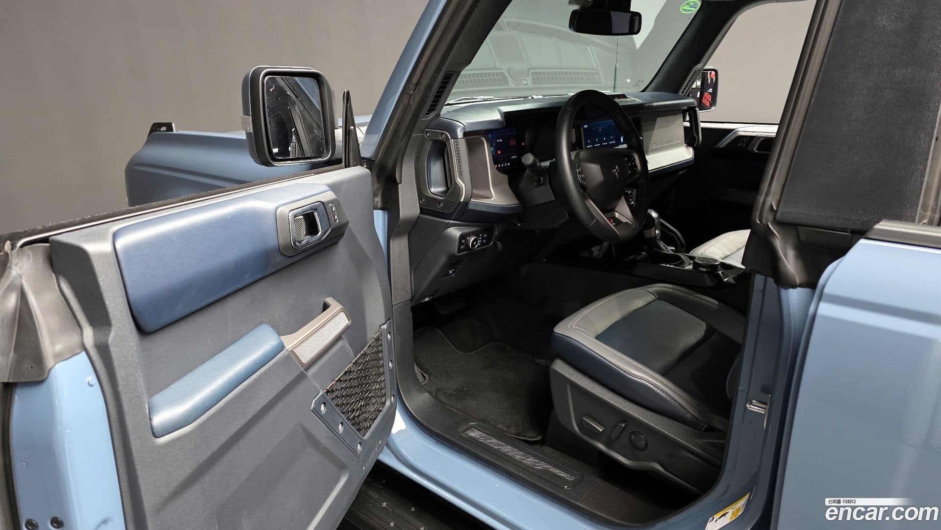 Main__Slider__Photo:Bronco Ford 2023.11-9