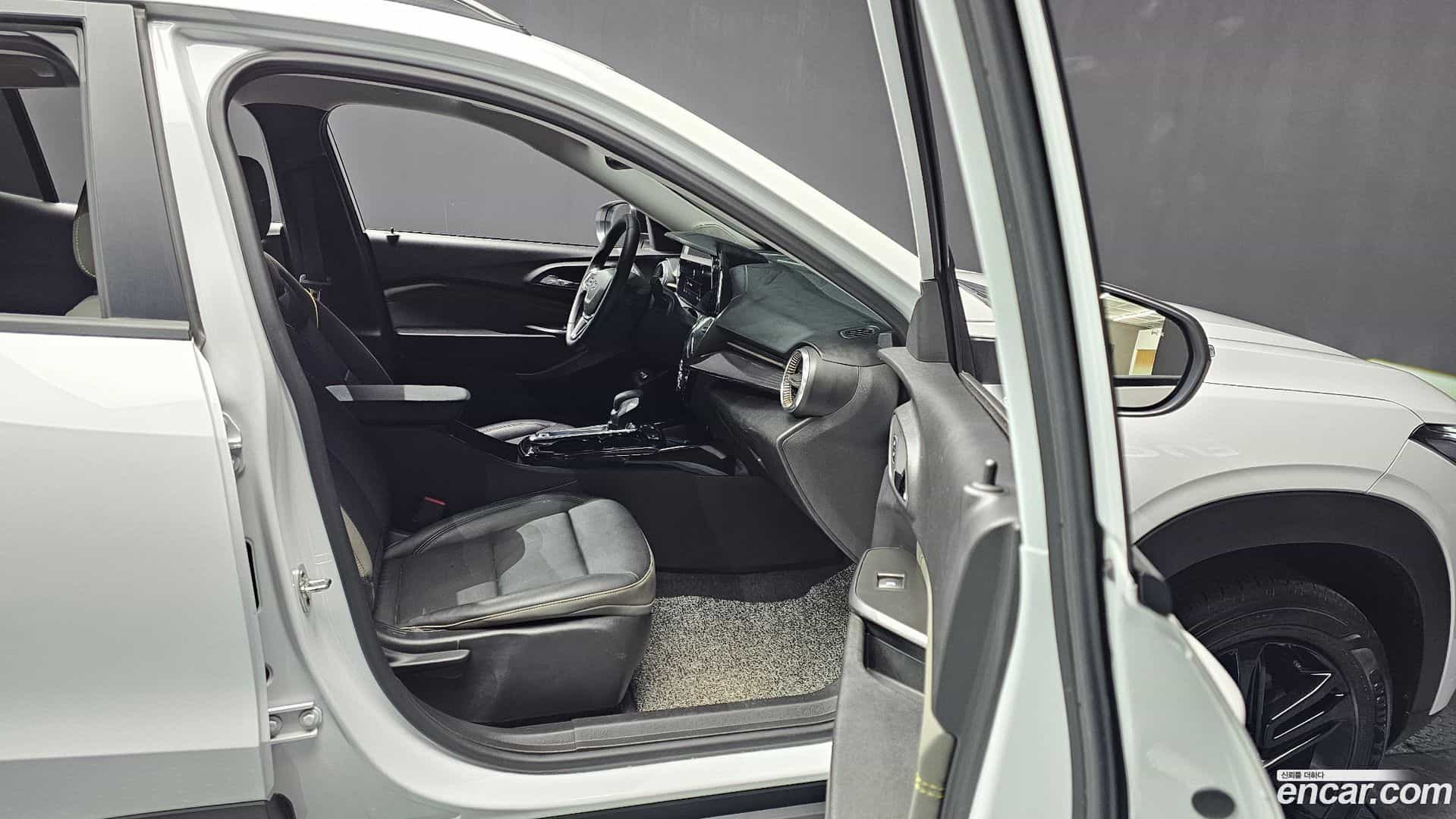 Trax Chevrolet 2024.11-OPTION-015