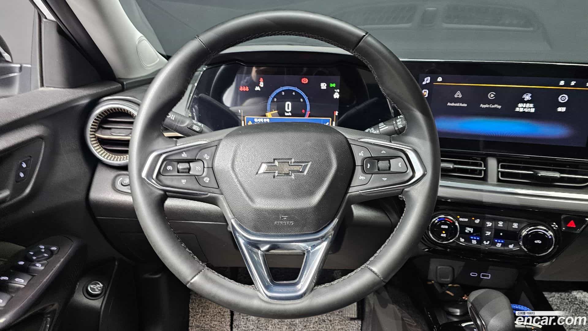 Trax Chevrolet 2024.11-OPTION-017