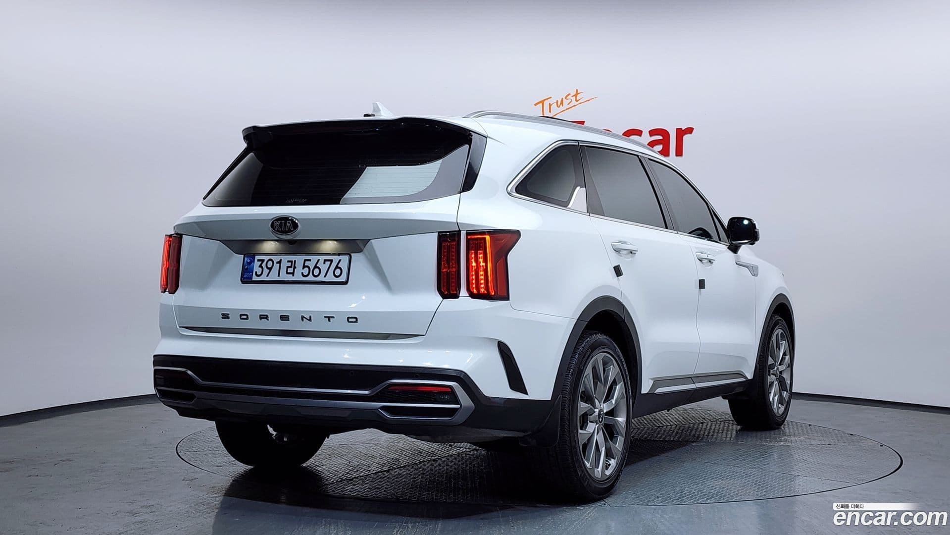Main__Slider__Photo:Sorento Kia 2021.5-1
