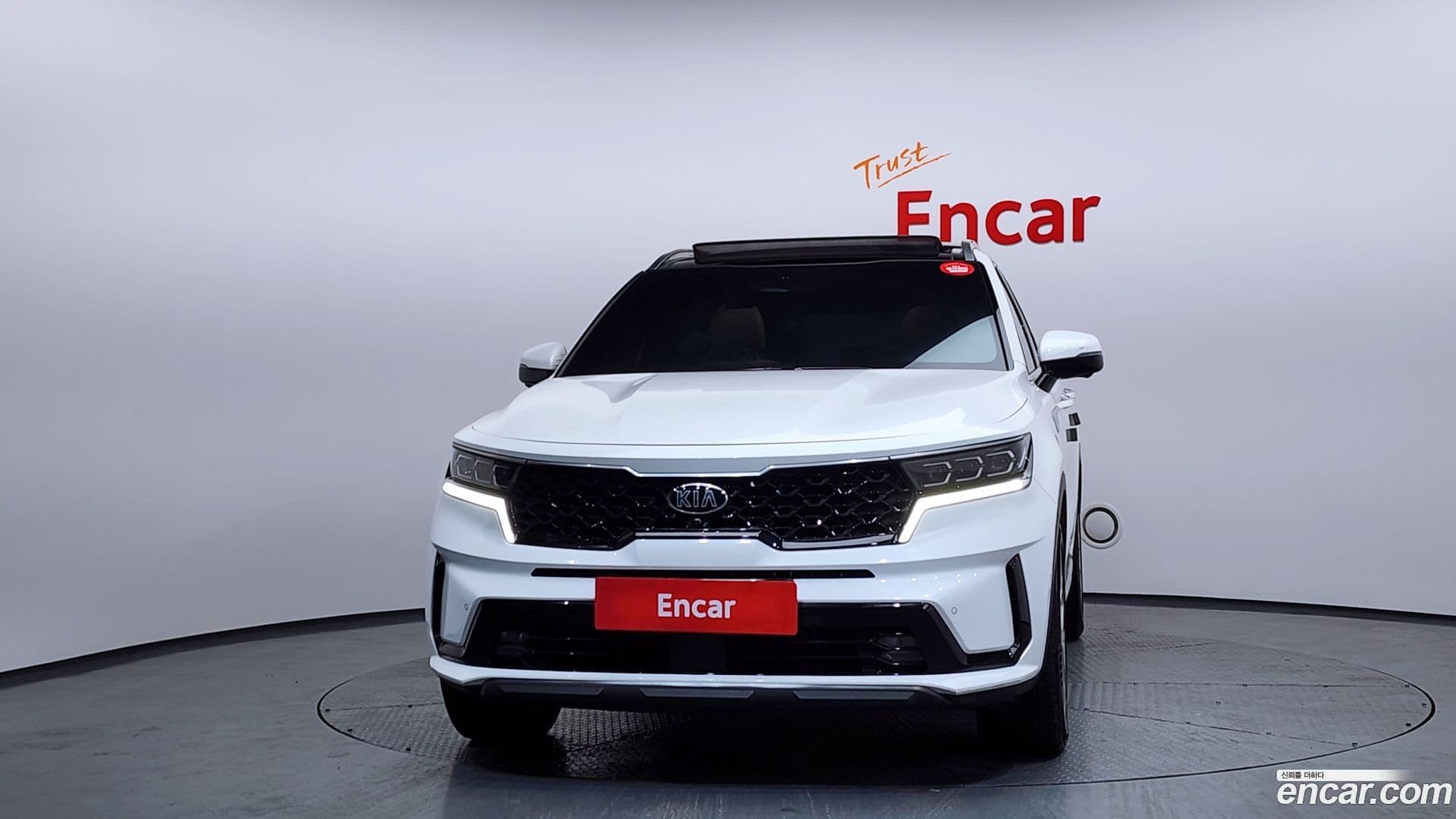 Main__Slider__Photo:Sorento Kia 2021.5-2