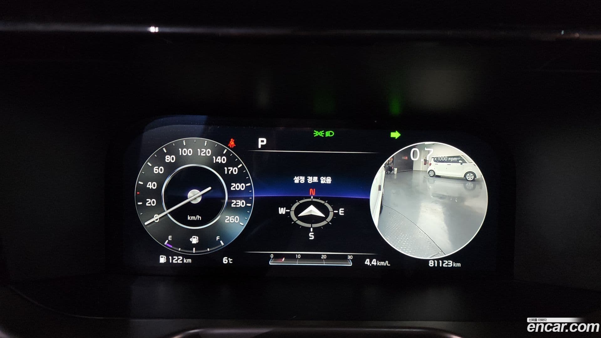 Main__Slider__Photo:Sorento Kia 2021.5-7