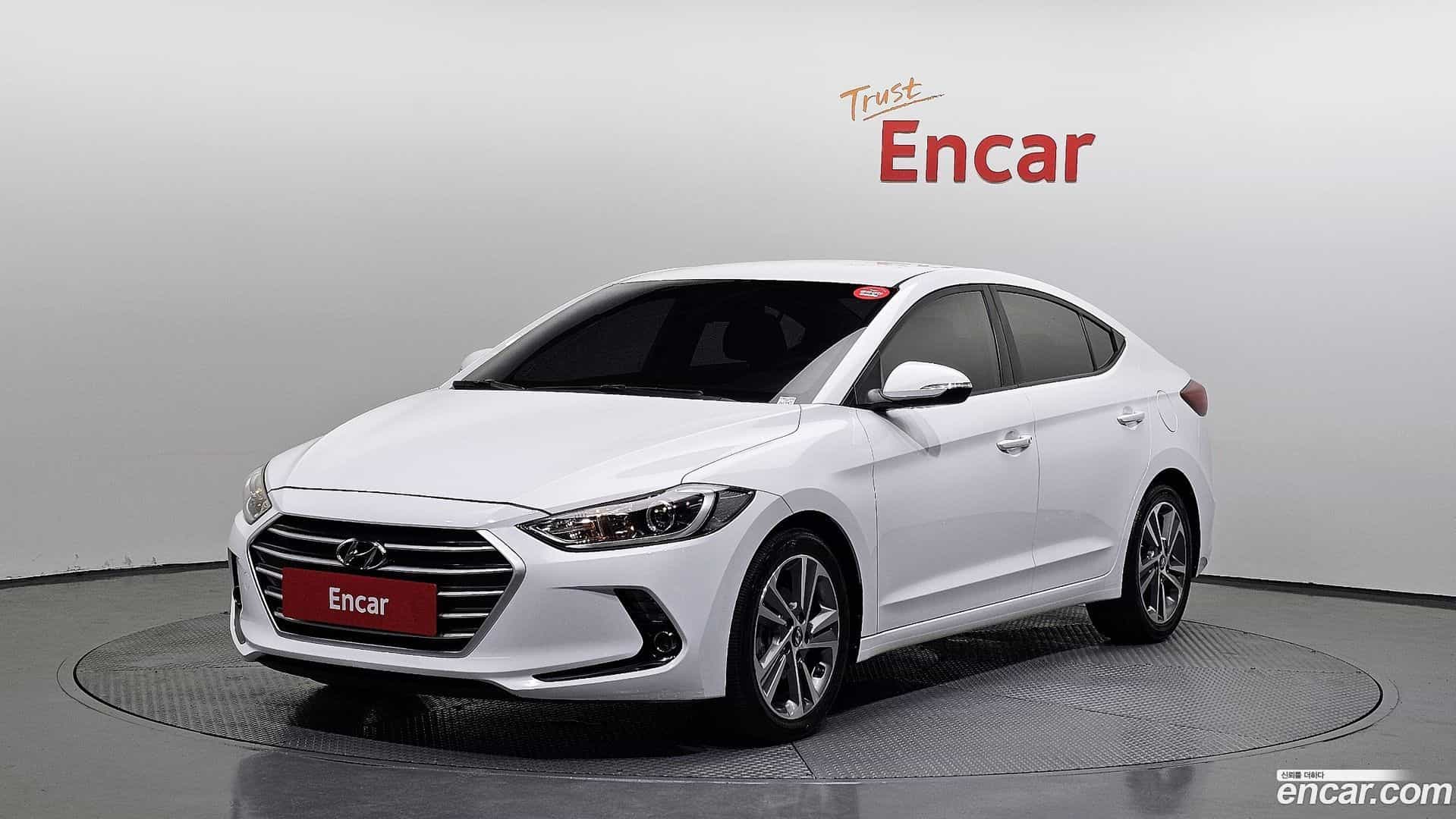 AVANTE Hyundai 2017.9-OUTER-001