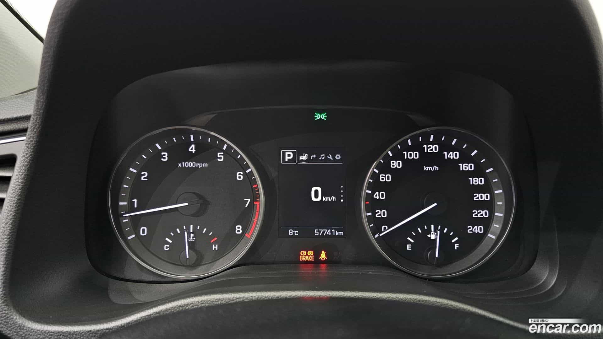 AVANTE Hyundai 2017.9-INNER-008