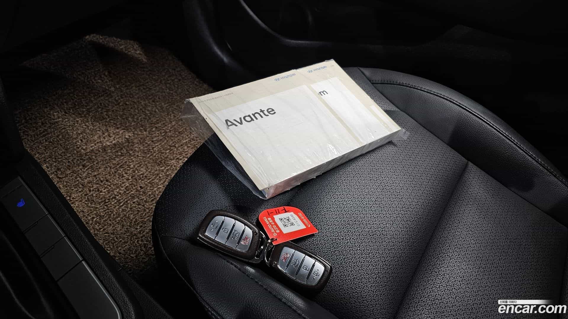 AVANTE Hyundai 2017.9-OPTION-024