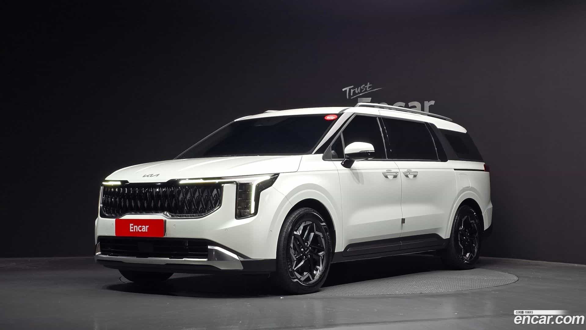 Canival Kia 2024.4-OUTER-001