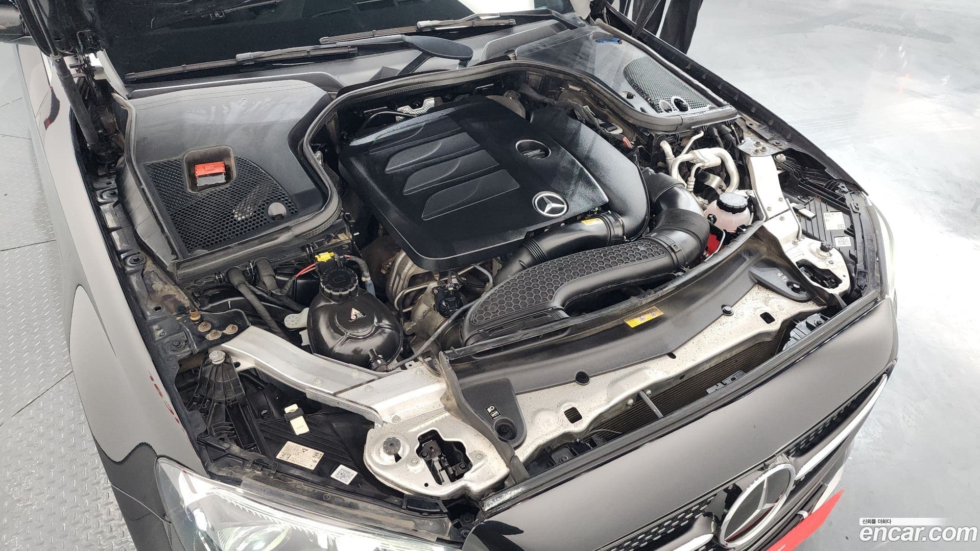 Main__Slider__Photo:E-Class Mercedes-Benz 2020.11-5