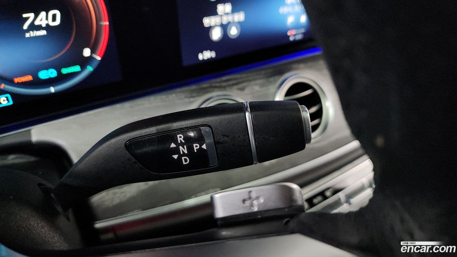 Main__Slider__Photo:E-Class Mercedes-Benz 2020.11-8