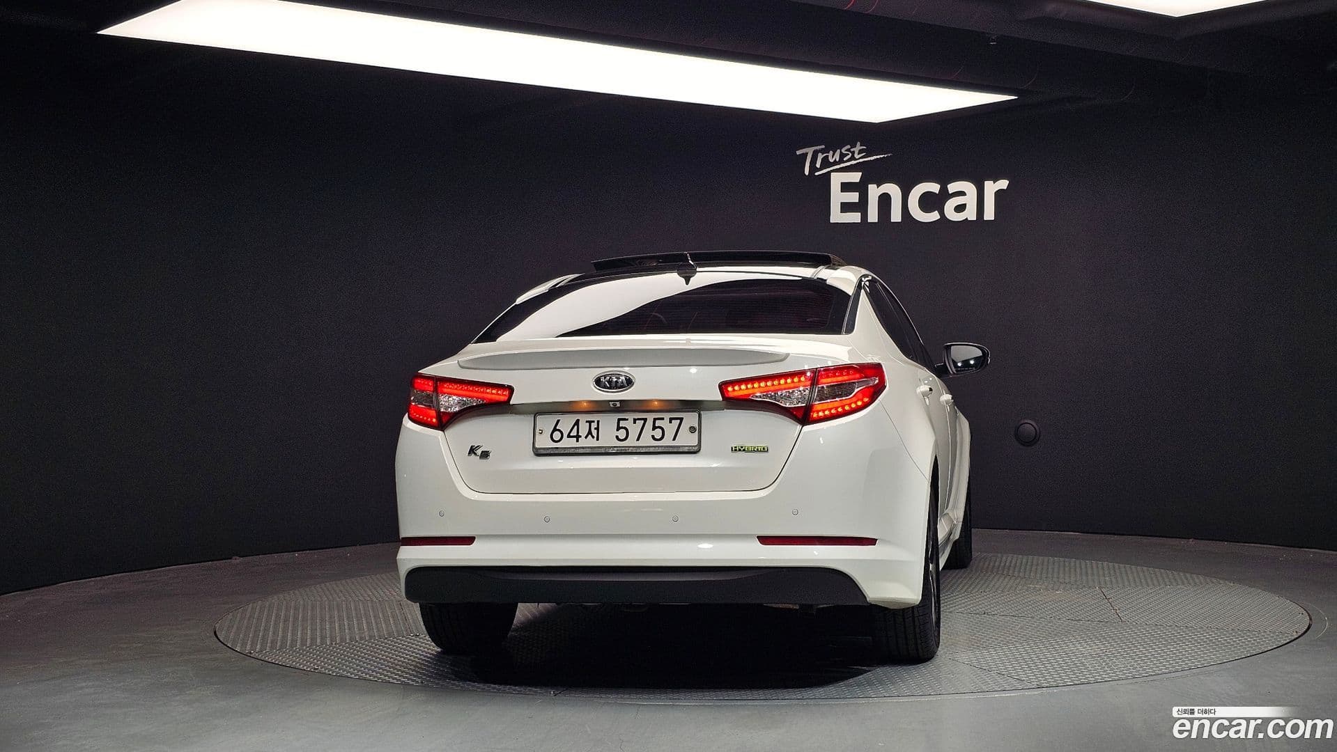 Main__Slider__Photo:K5 Kia 2012.1-3