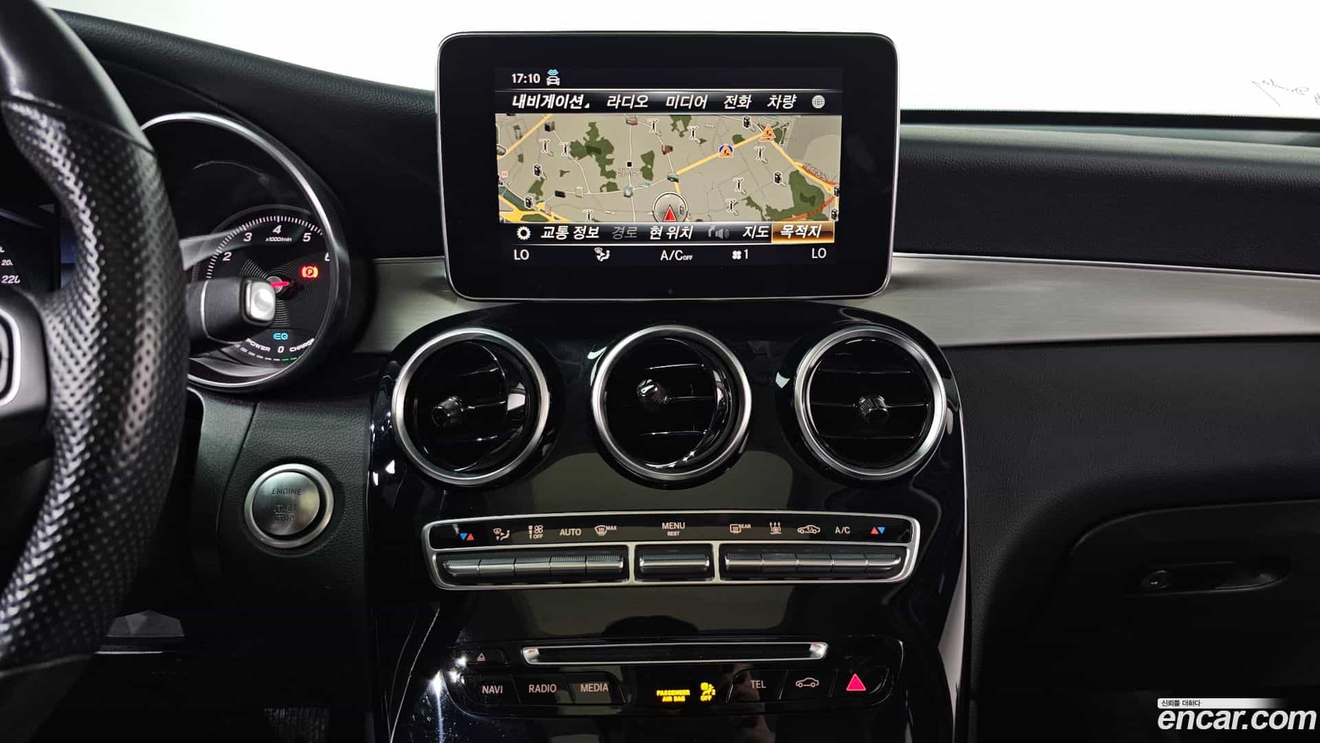 GLC-Class Mercedes-Benz 2019.0-OPTION-018