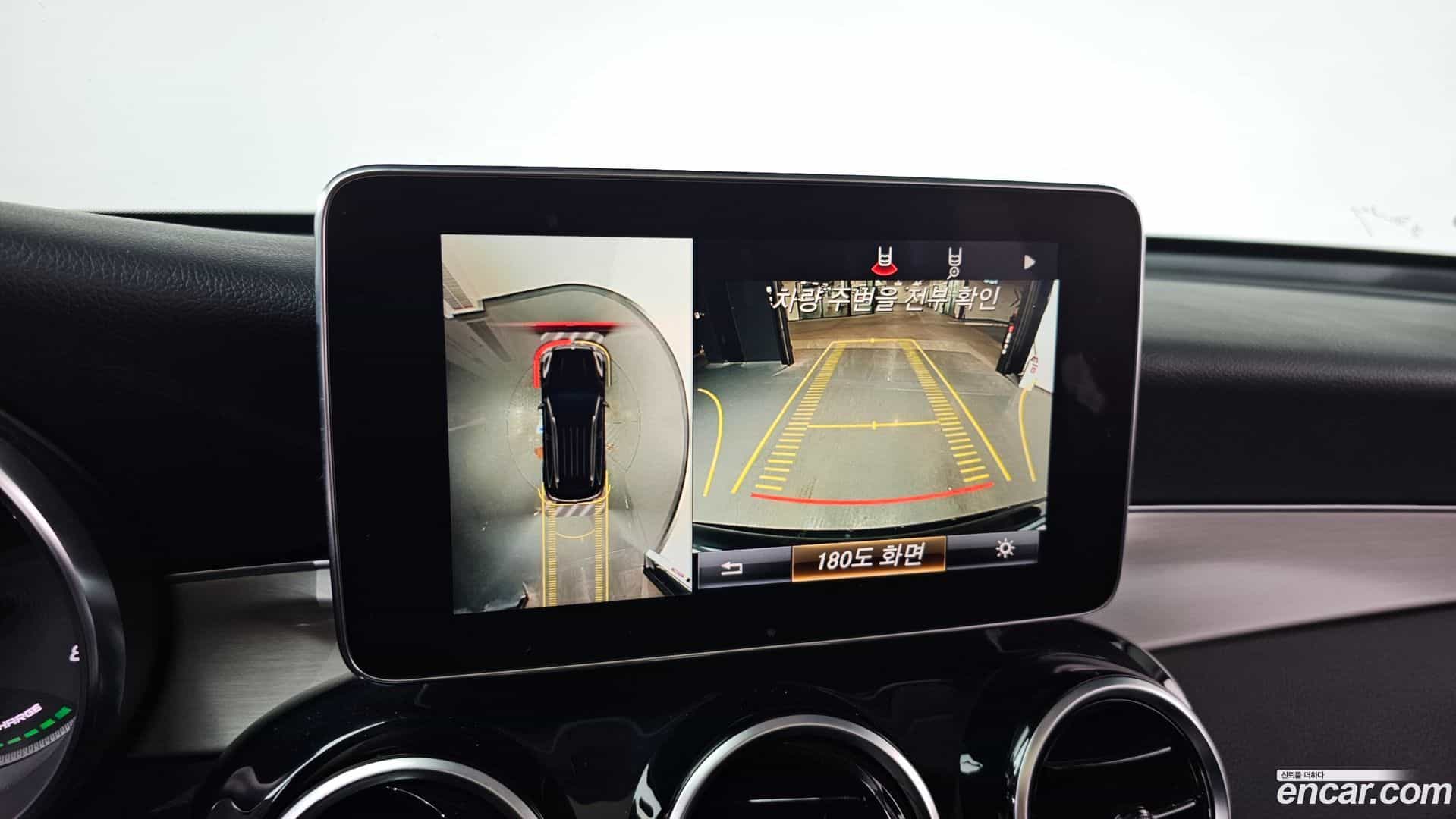 GLC-Class Mercedes-Benz 2019.0-OPTION-019