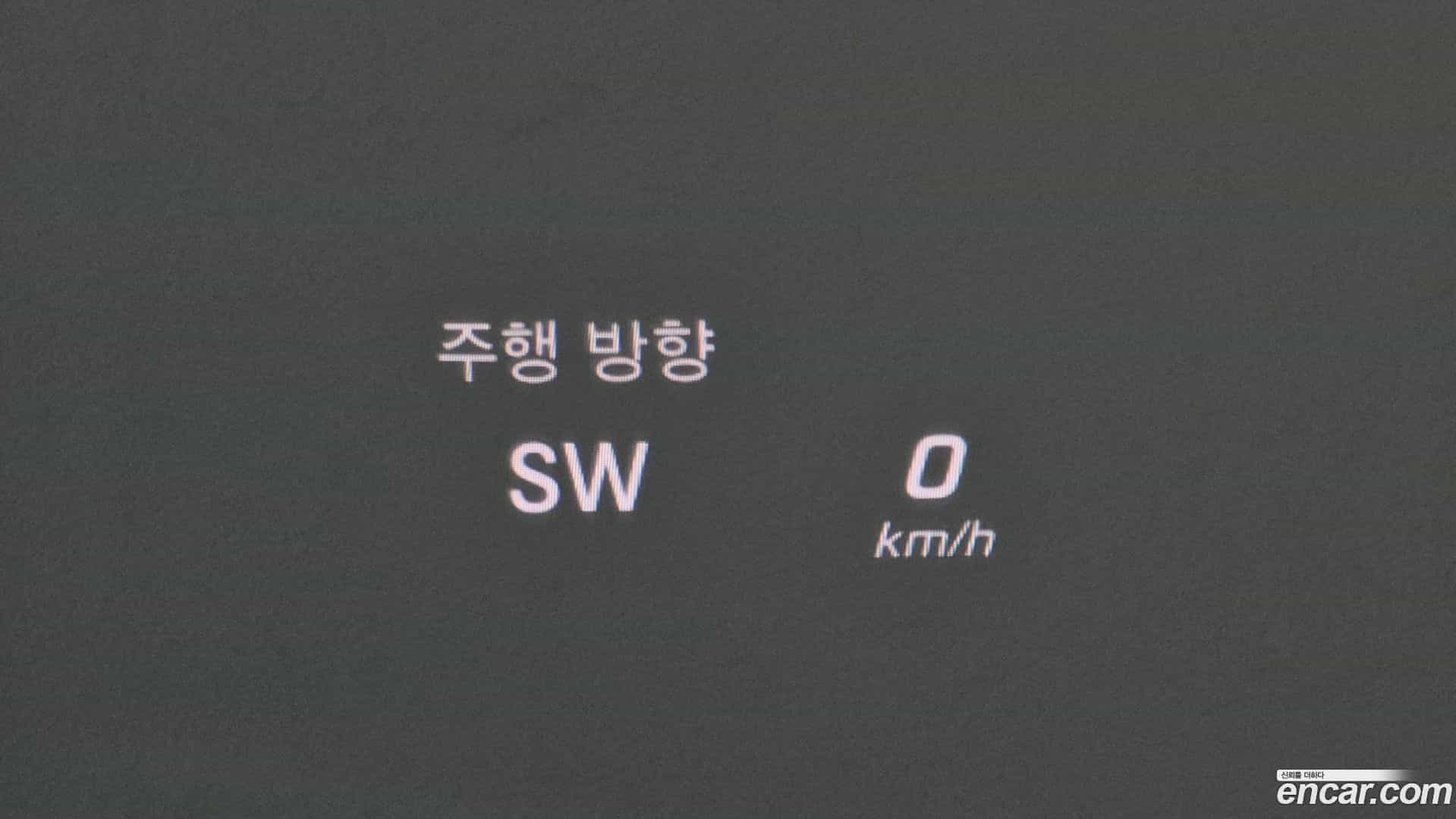 GLC-Class Mercedes-Benz 2019.0-OPTION-020