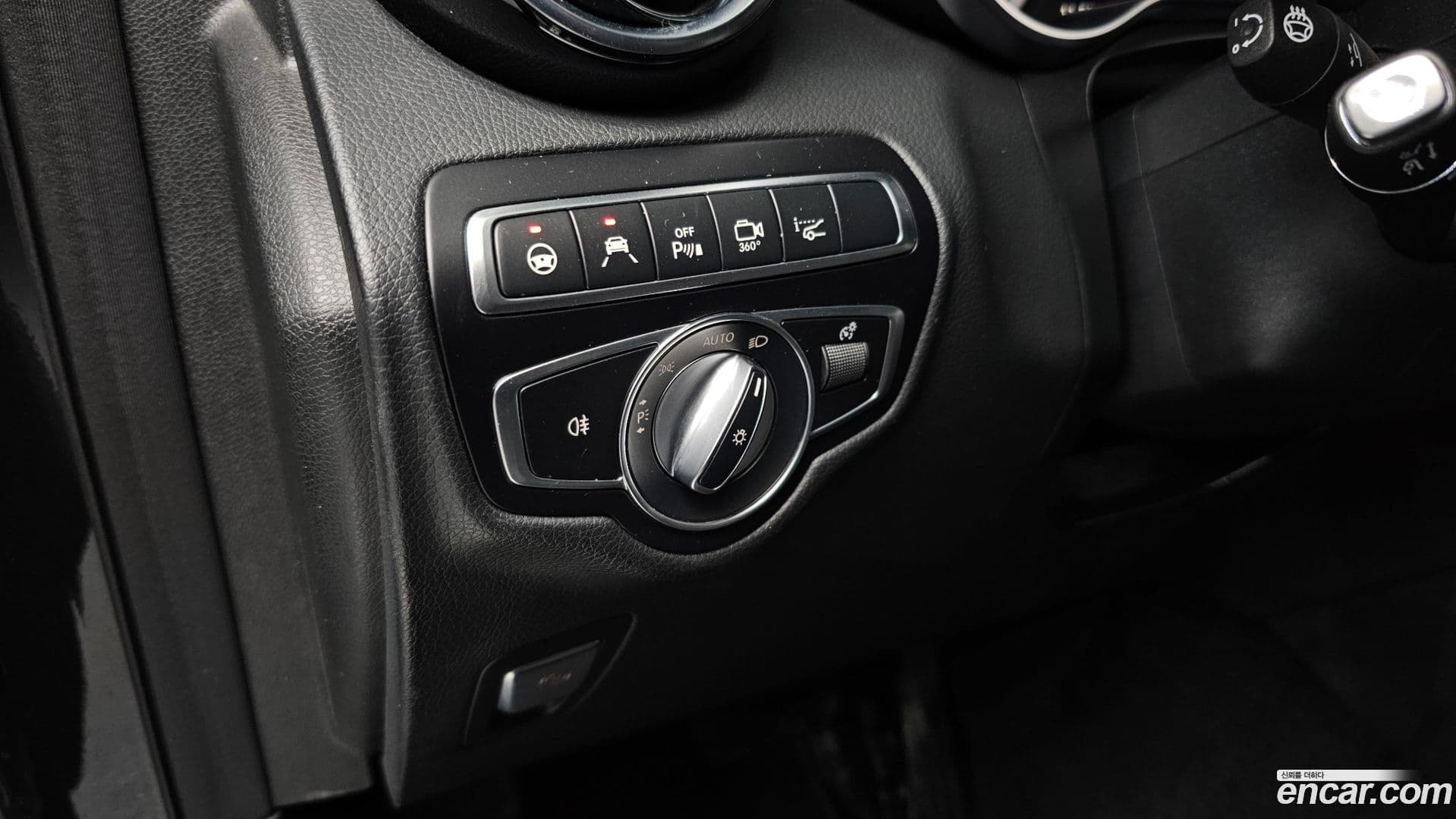 Main__Slider__Photo:GLC-Class Mercedes-Benz 2019.0-16