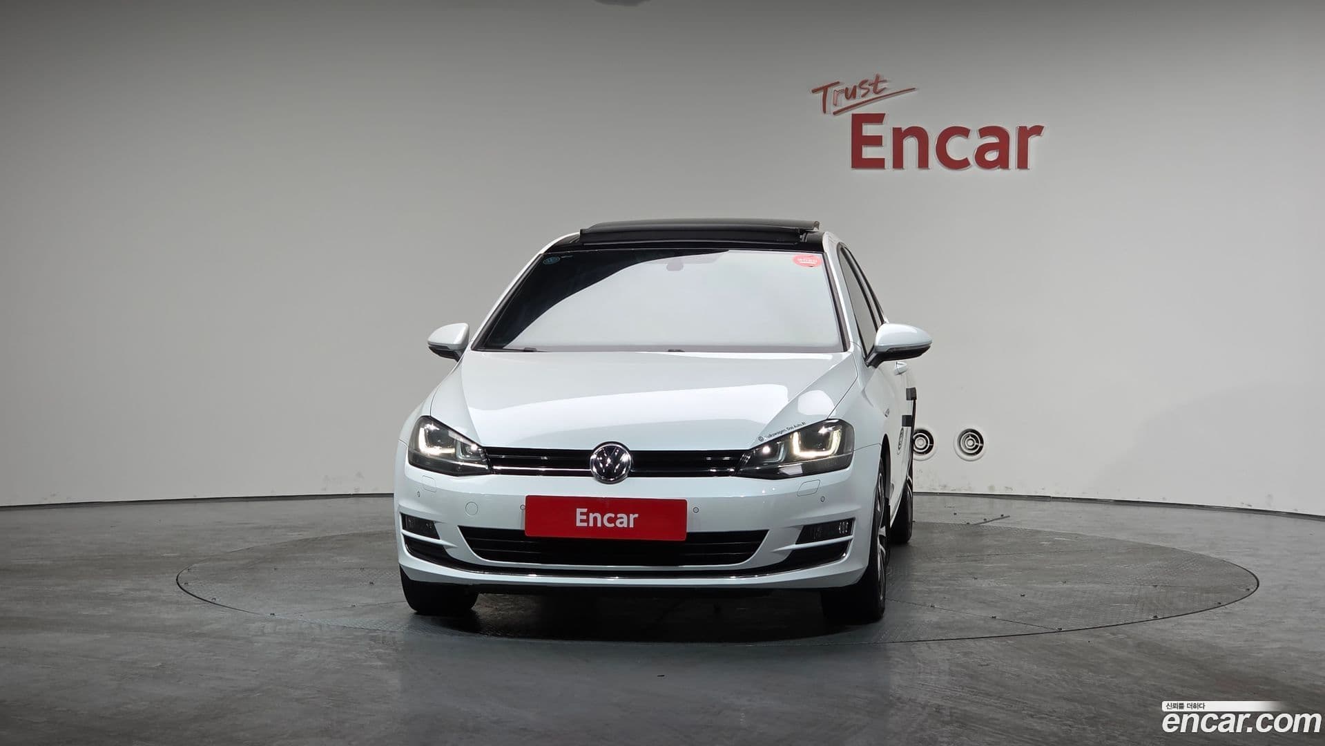 Main__Slider__Photo:Golf Volkswagen 2015.0-2