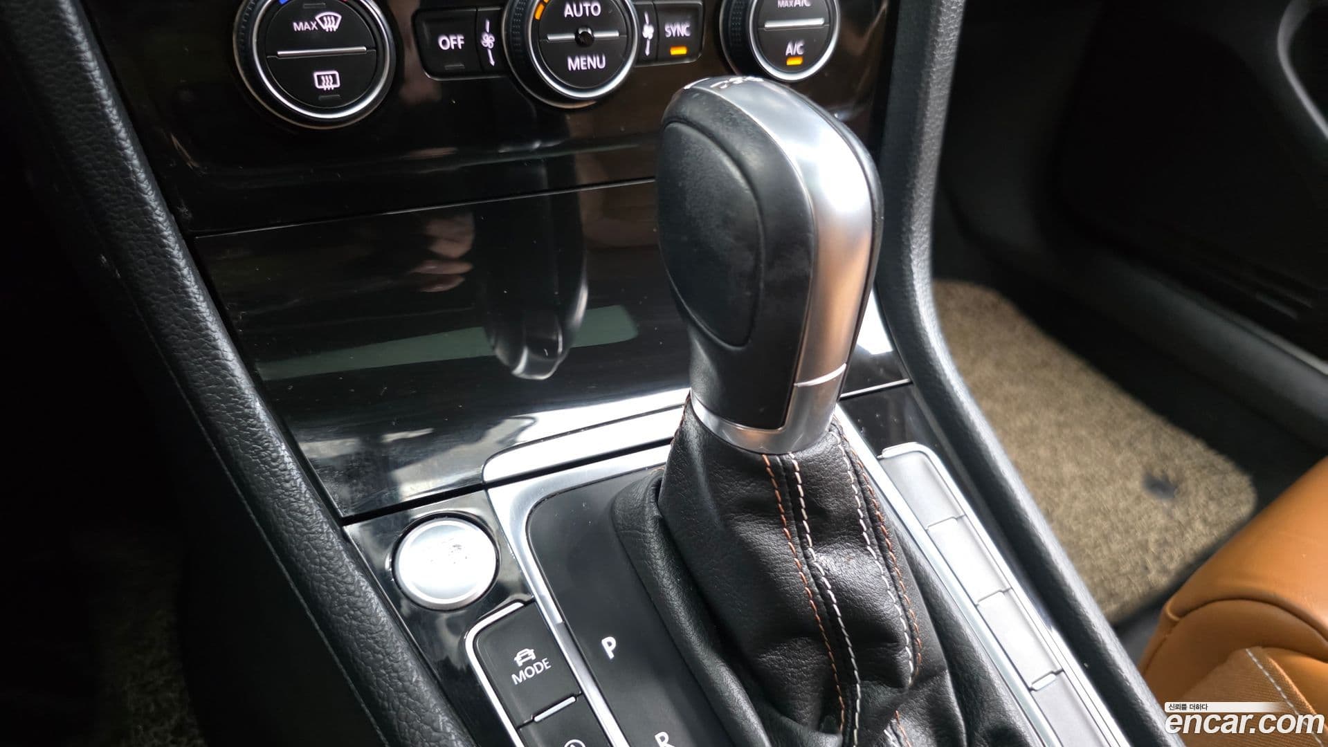 Main__Slider__Photo:Golf Volkswagen 2015.0-8