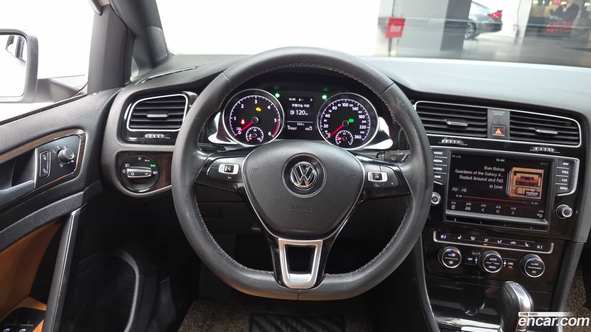 Golf Volkswagen 2015.0-OPTION-017