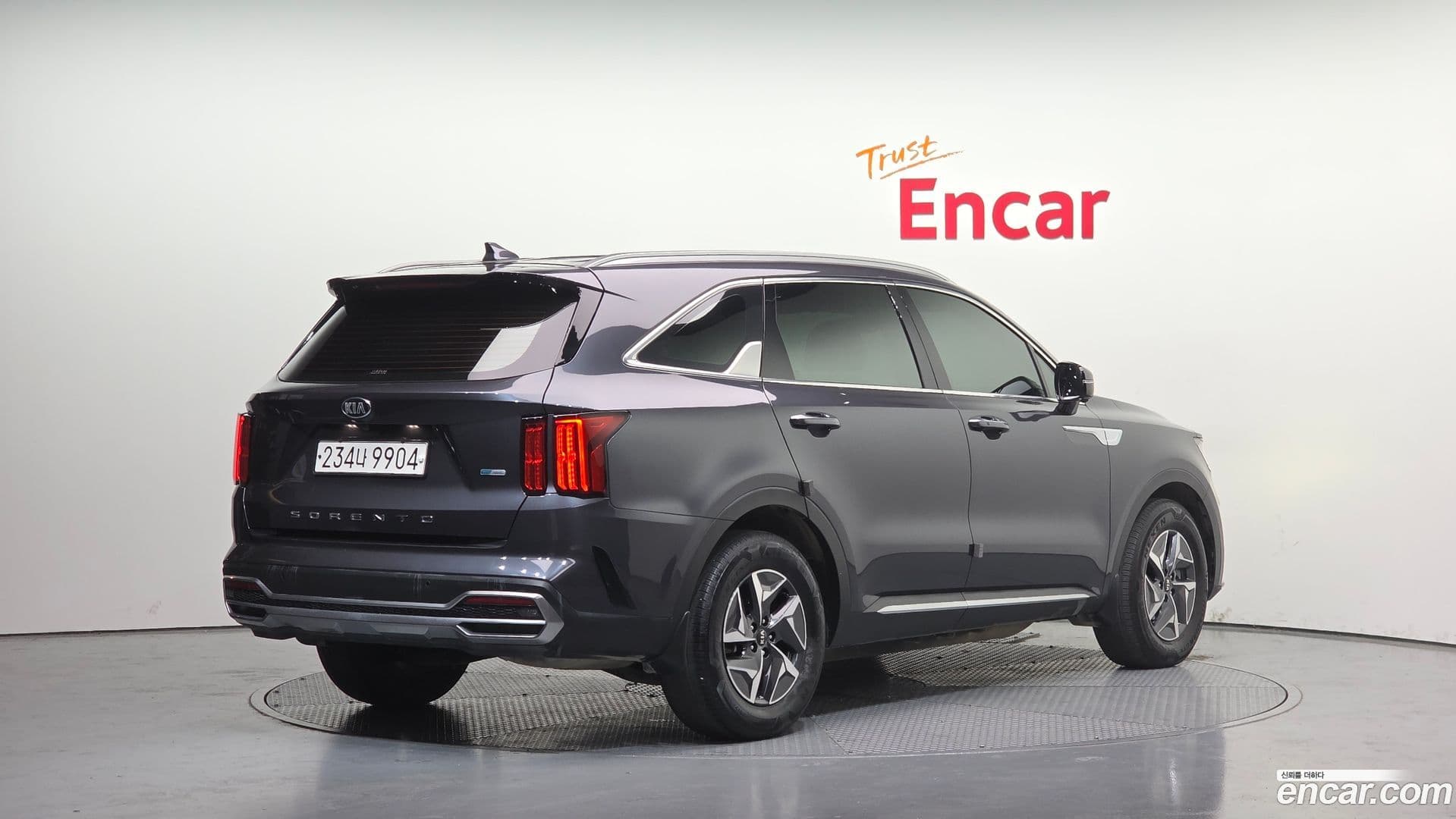 Main__Slider__Photo:Sorento Kia 2020.10-1