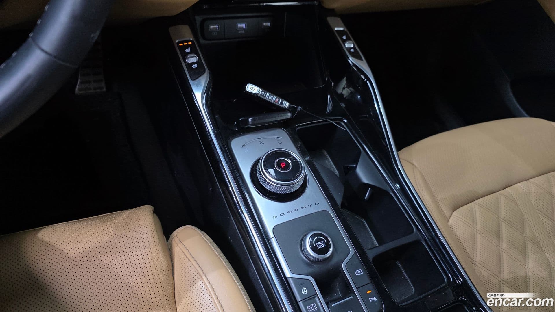 Main__Slider__Photo:Sorento Kia 2020.10-8