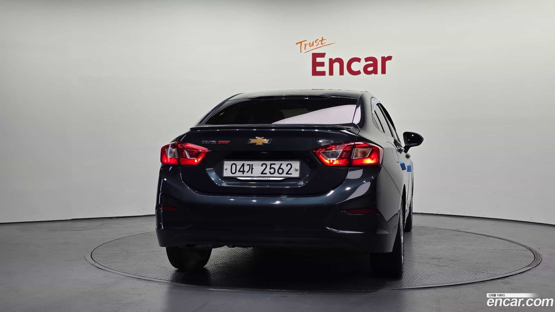 Cruze Chevrolet 2017.6-OUTER-004