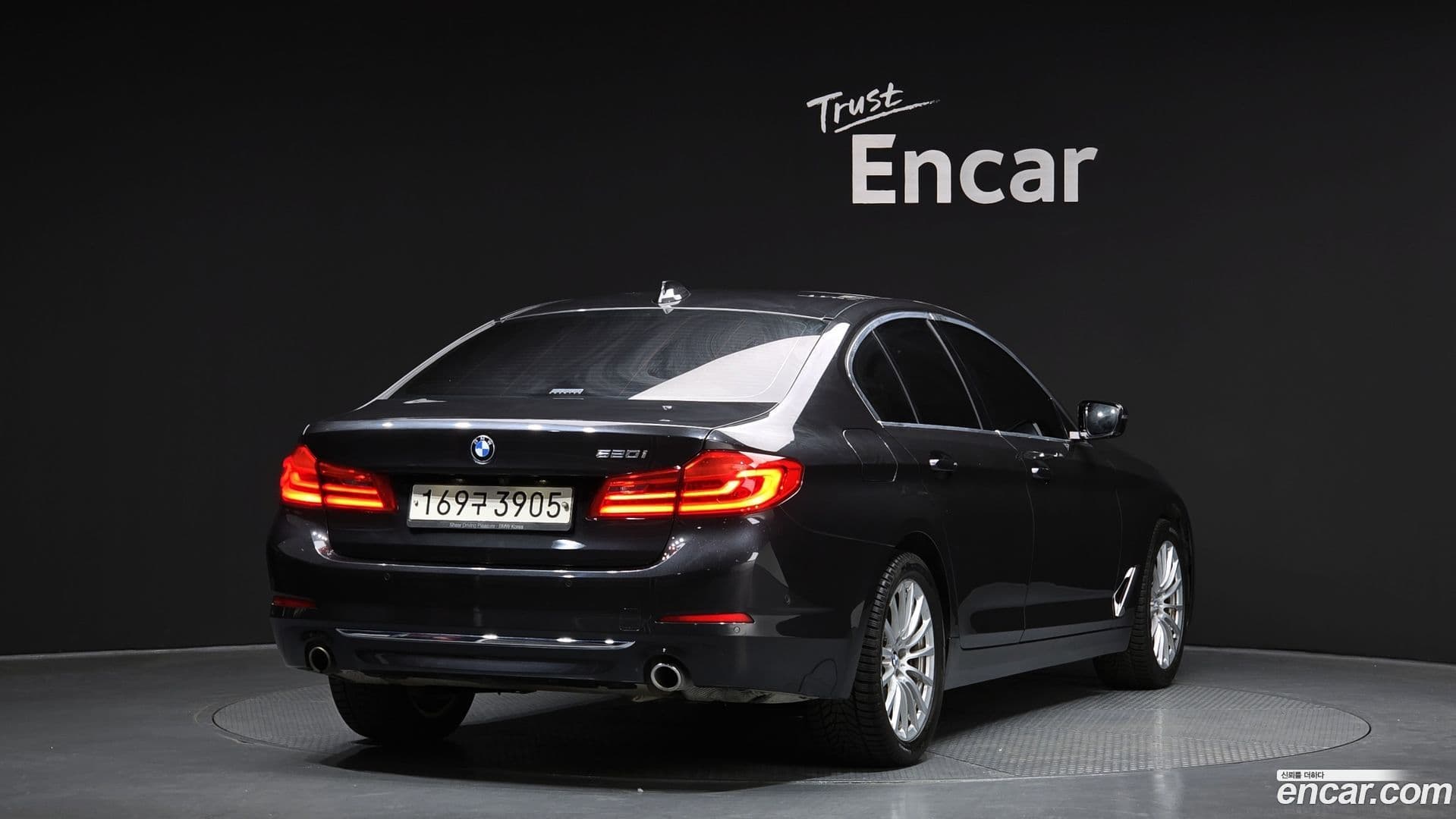 Main__Slider__Photo:5-Series BMW 2020.1-1