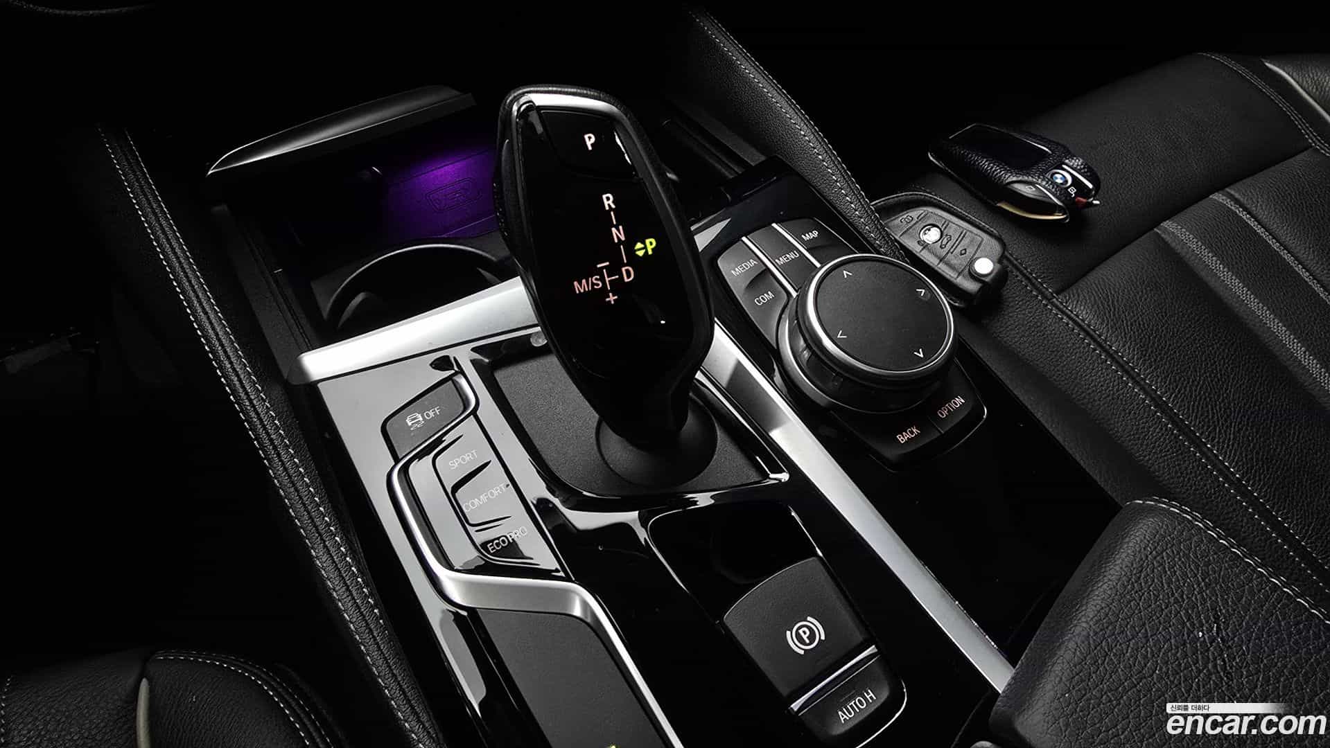 5-Series BMW 2020.1-INNER-009