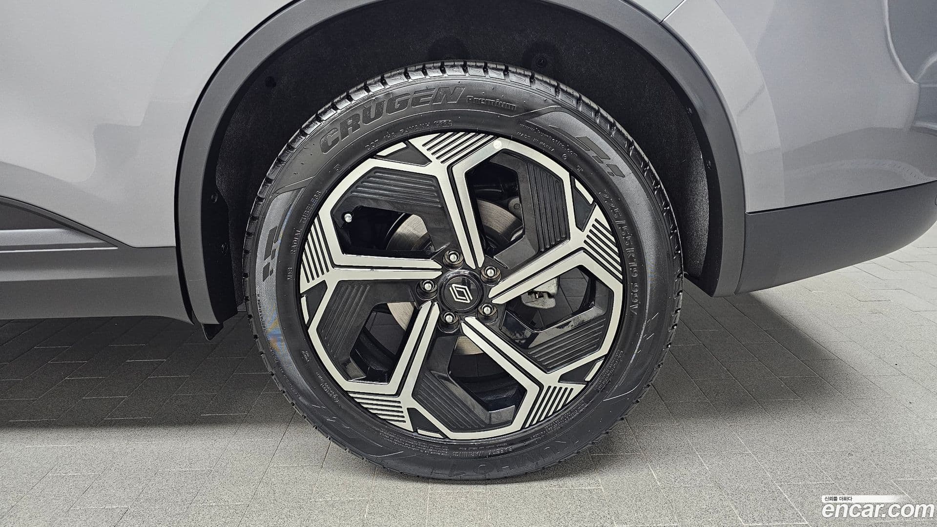 Main__Slider__Photo:QM6 Renault Korea 2025.2-4