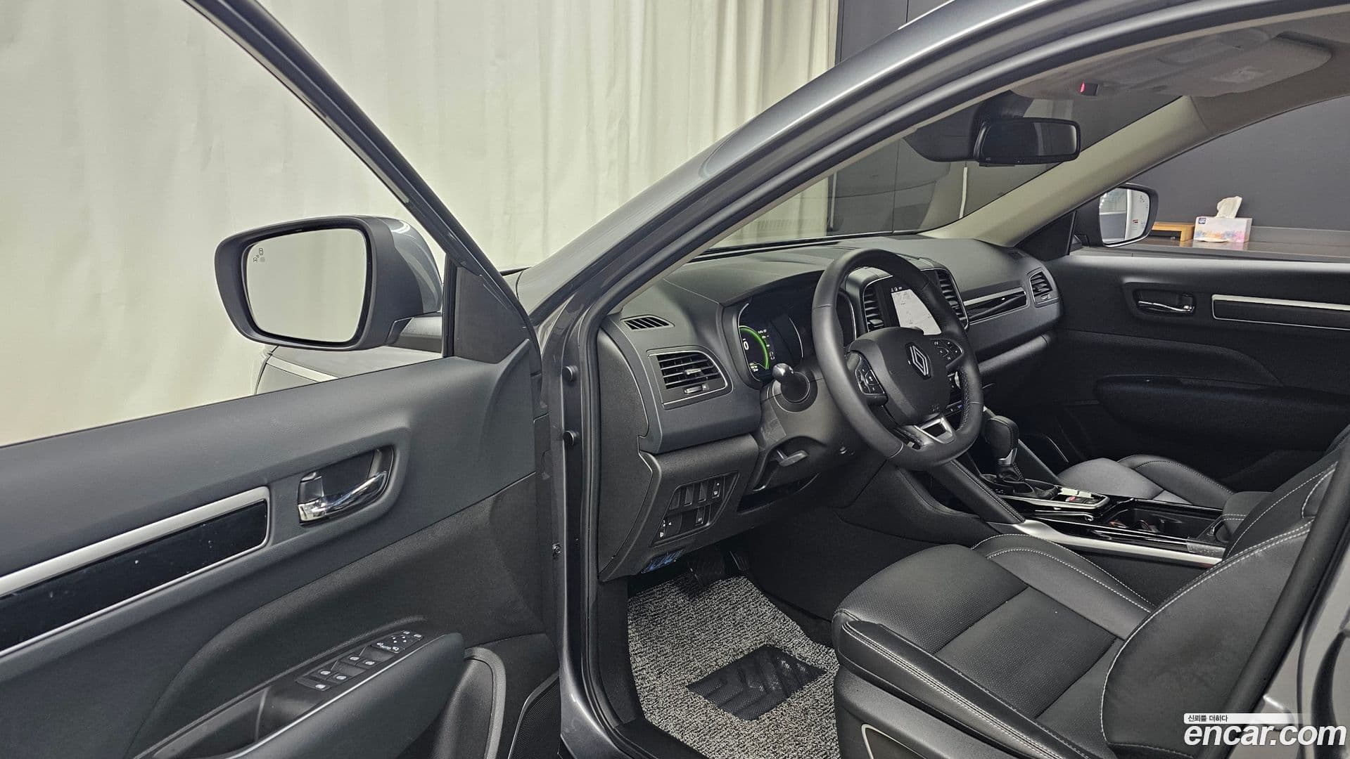 Main__Slider__Photo:QM6 Renault Korea 2025.2-9