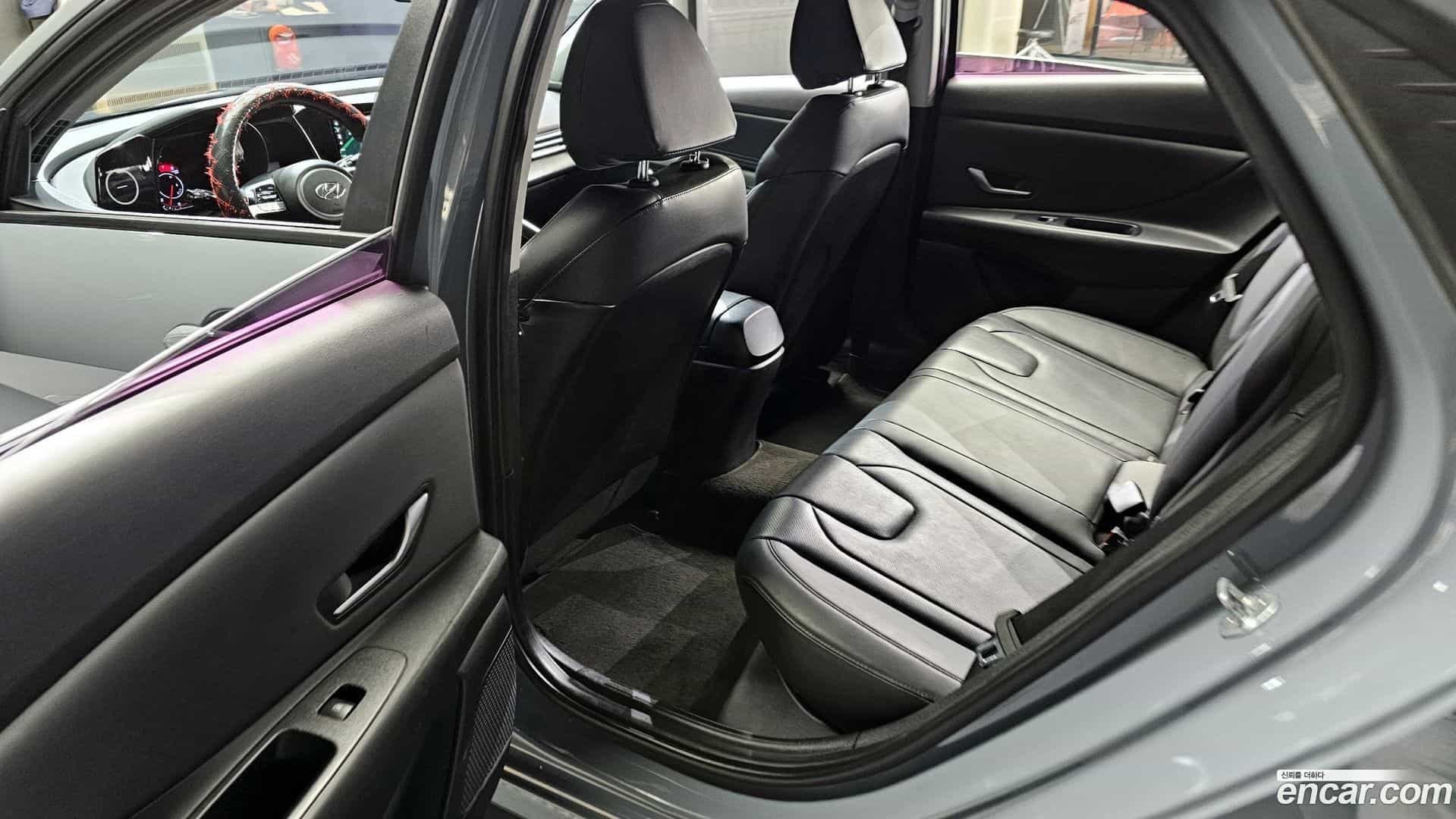 AVANTE Hyundai 2020.11-OPTION-015