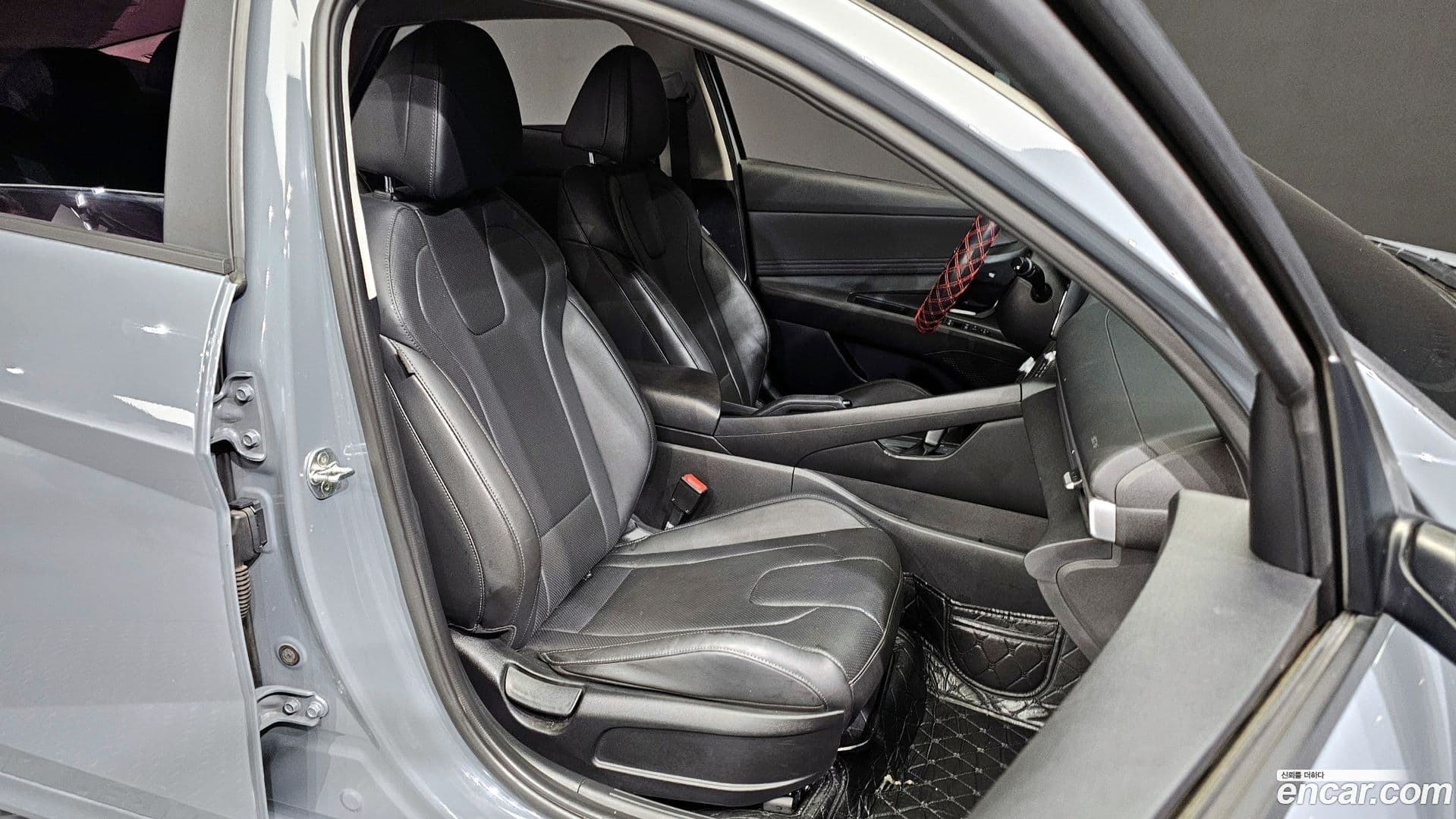 Main__Slider__Photo:AVANTE Hyundai 2020.11-11