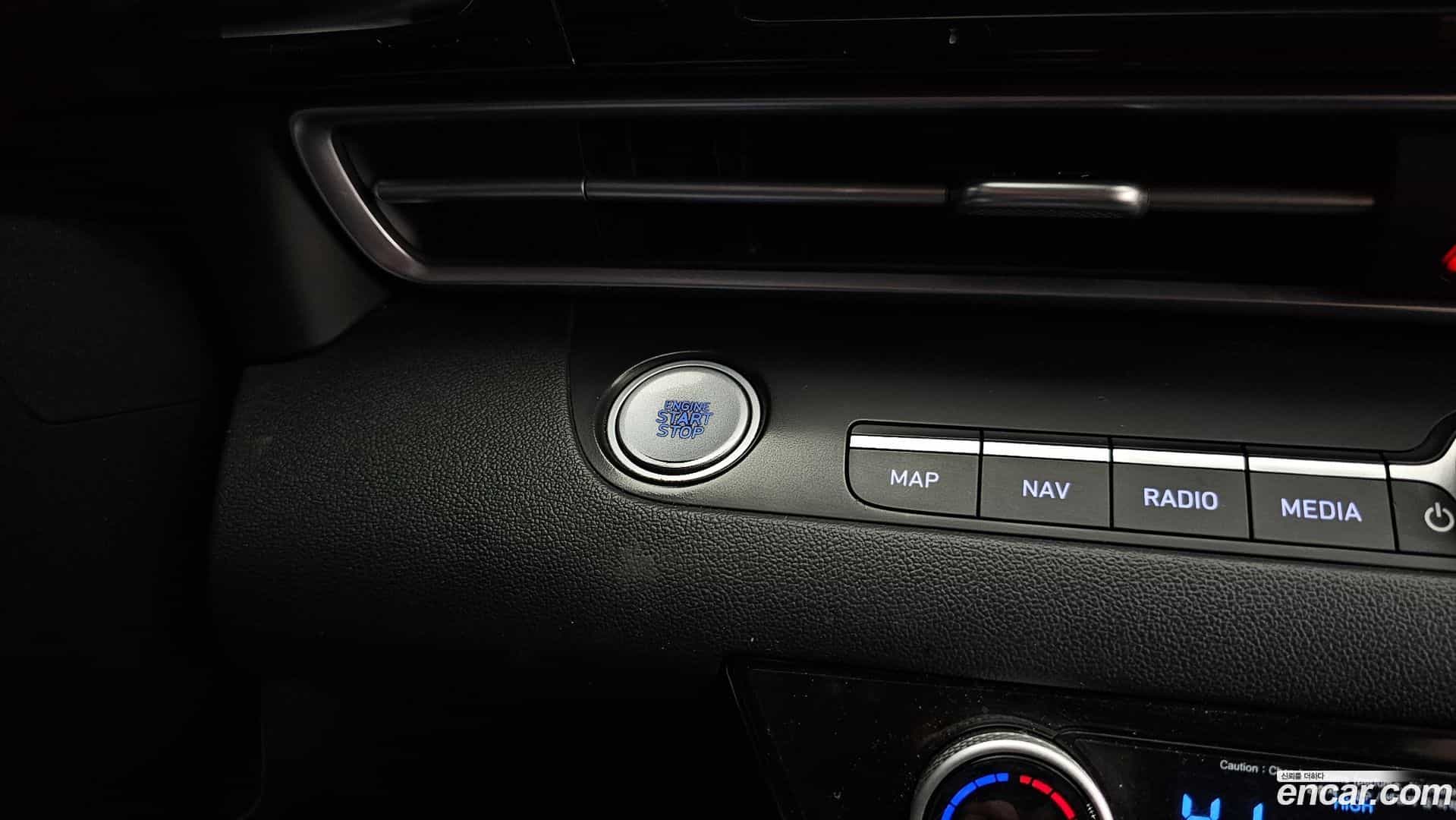 AVANTE Hyundai 2020.11-OPTION-022