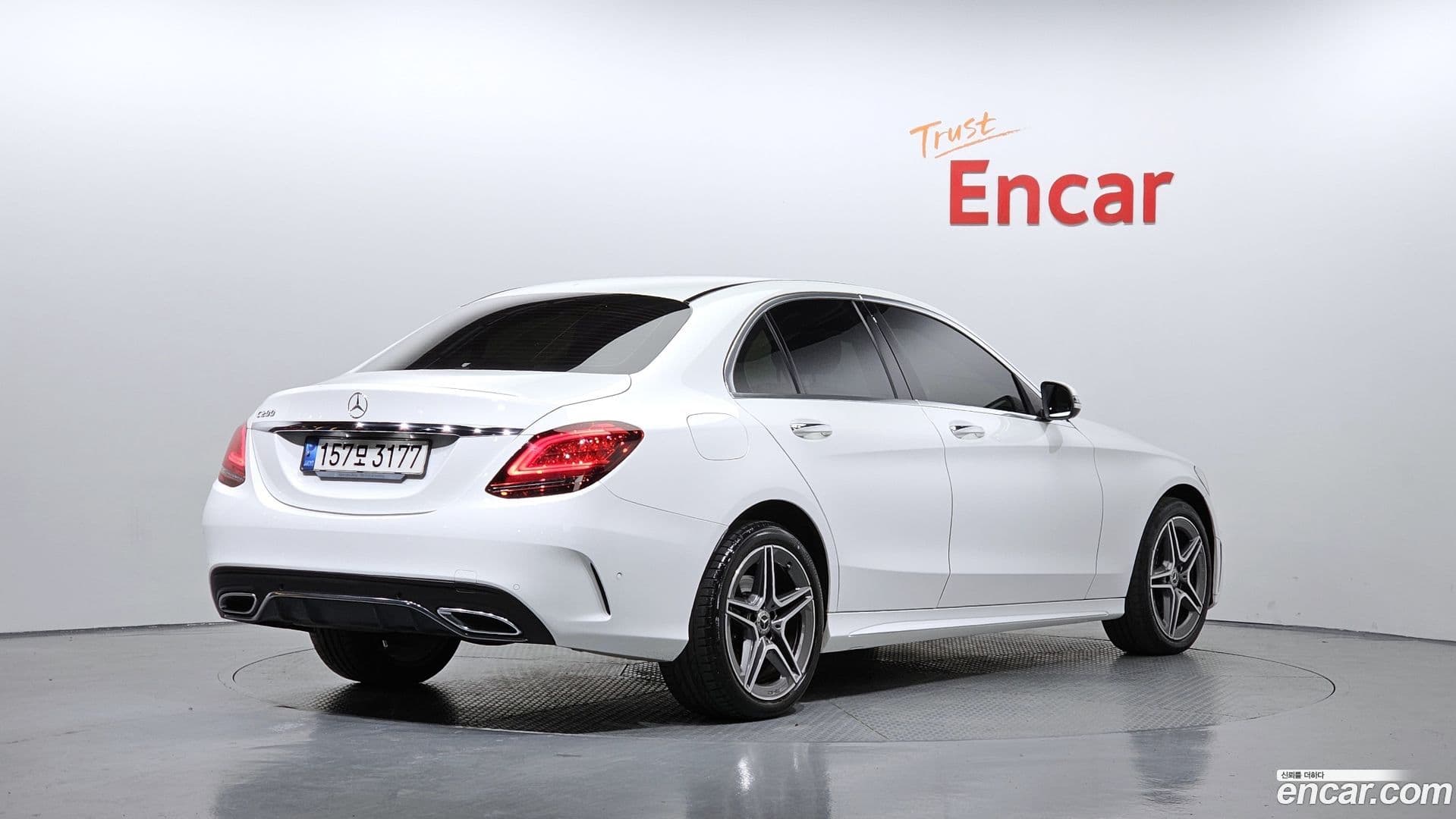 Main__Slider__Photo:C-Class Mercedes-Benz 2021.1-1