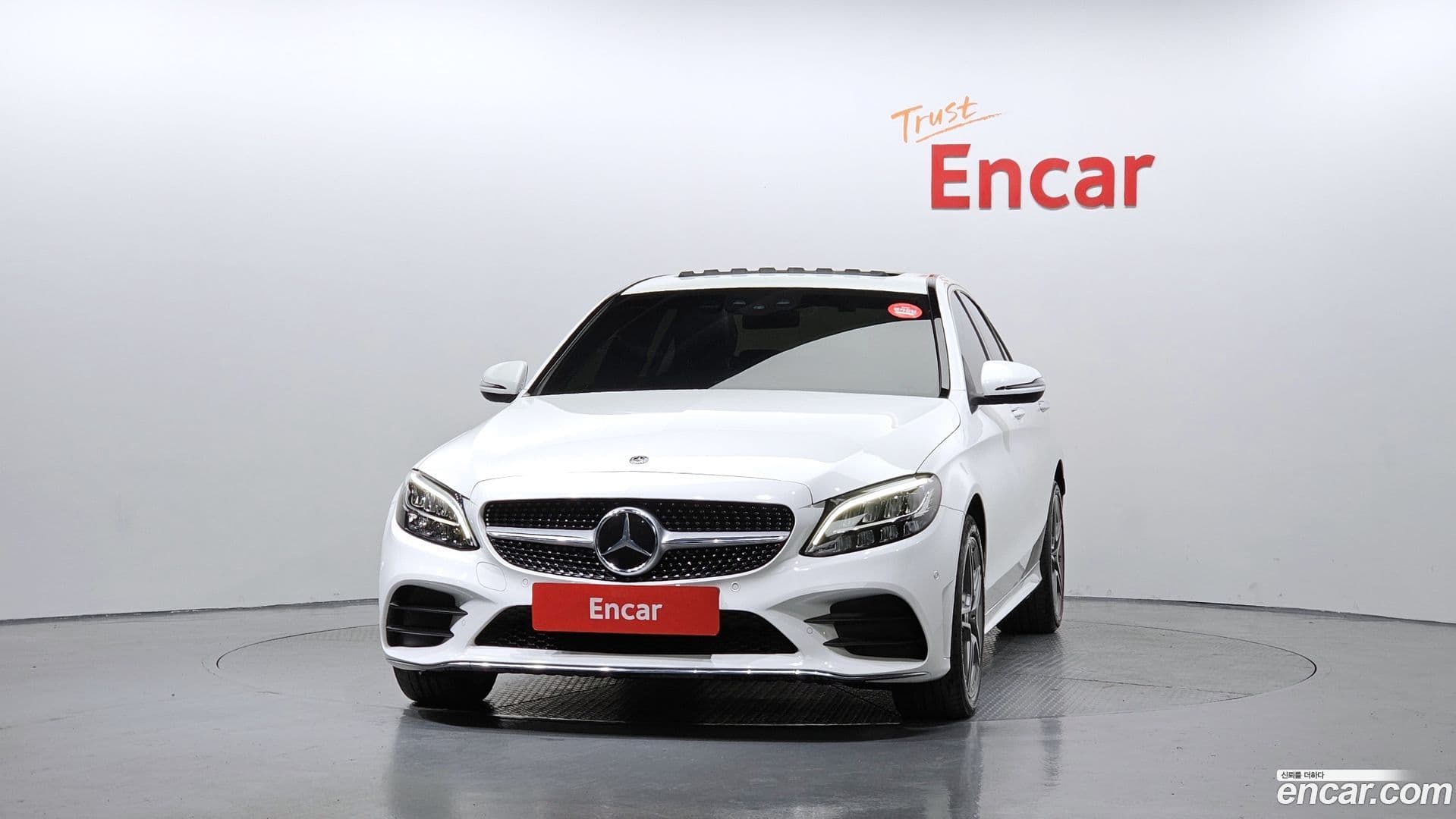 Main__Slider__Photo:C-Class Mercedes-Benz 2021.1-2