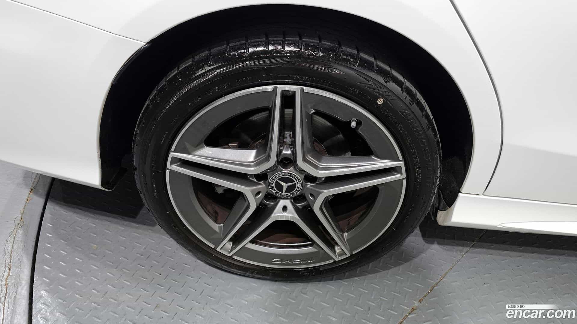 C-Class Mercedes-Benz 2021.1-OUTER-005