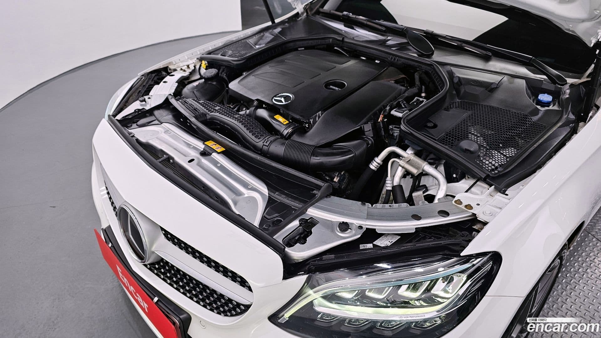 Main__Slider__Photo:C-Class Mercedes-Benz 2021.1-5