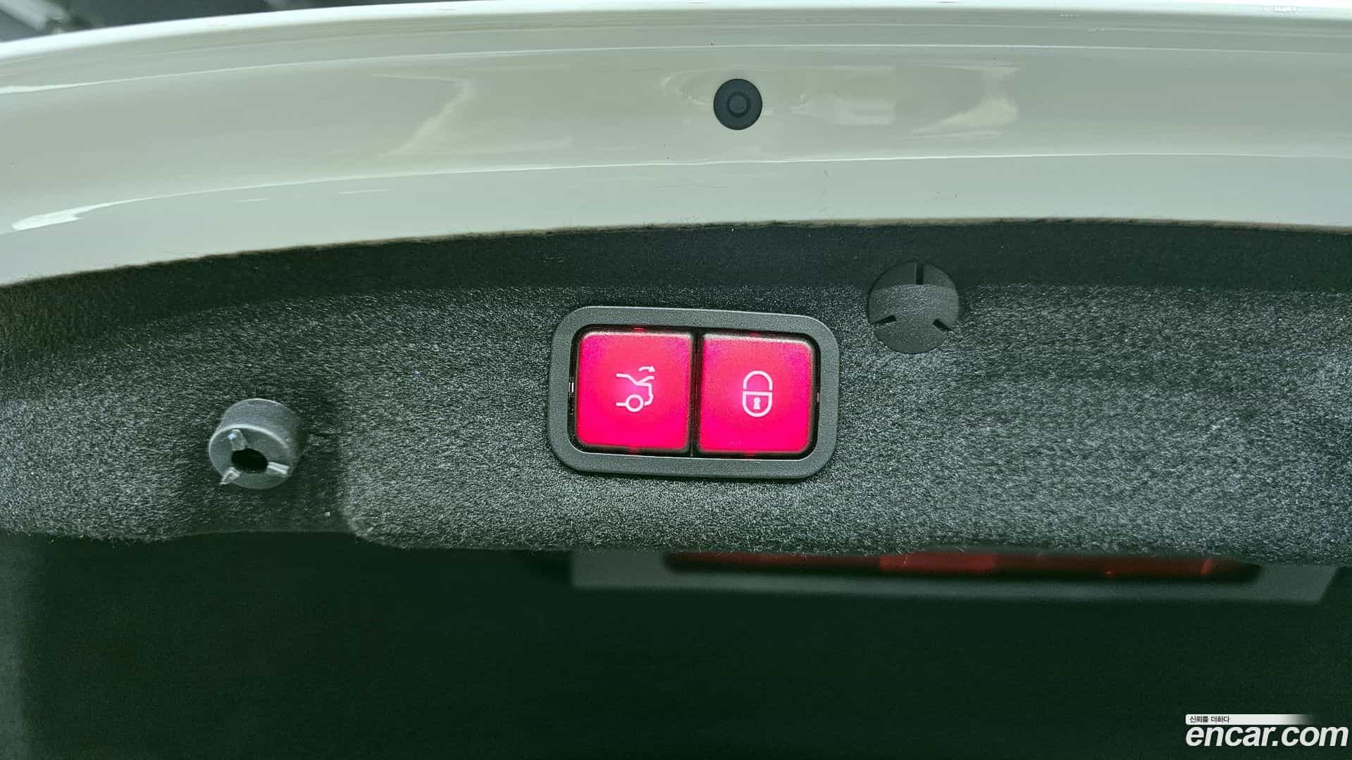 C-Class Mercedes-Benz 2021.1-OPTION-022