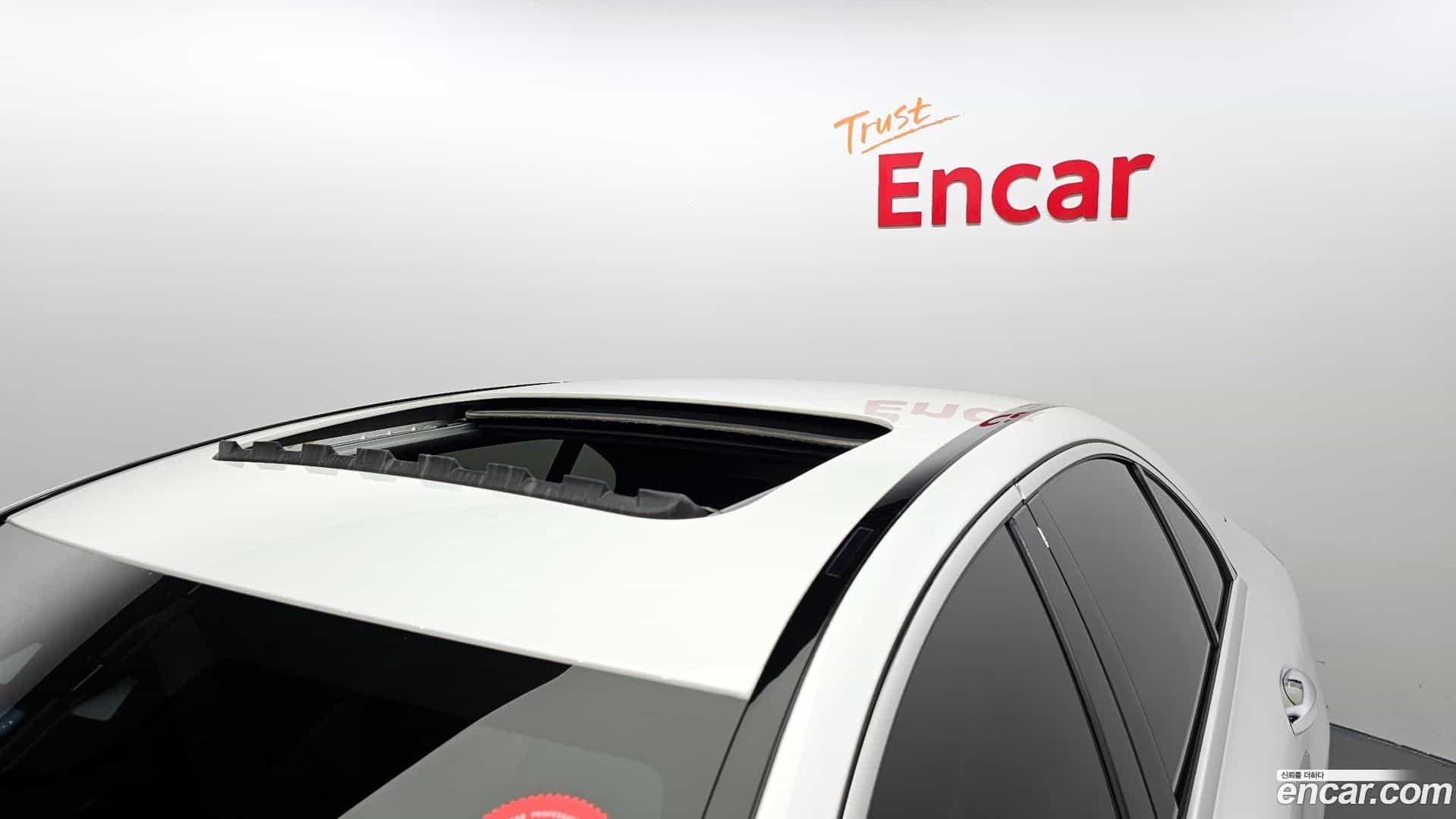 C-Class Mercedes-Benz 2021.1-OPTION-024