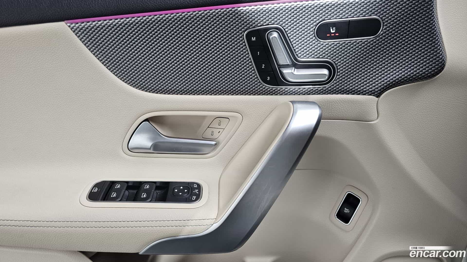 A-Class Mercedes-Benz 2021.2-OPTION-021