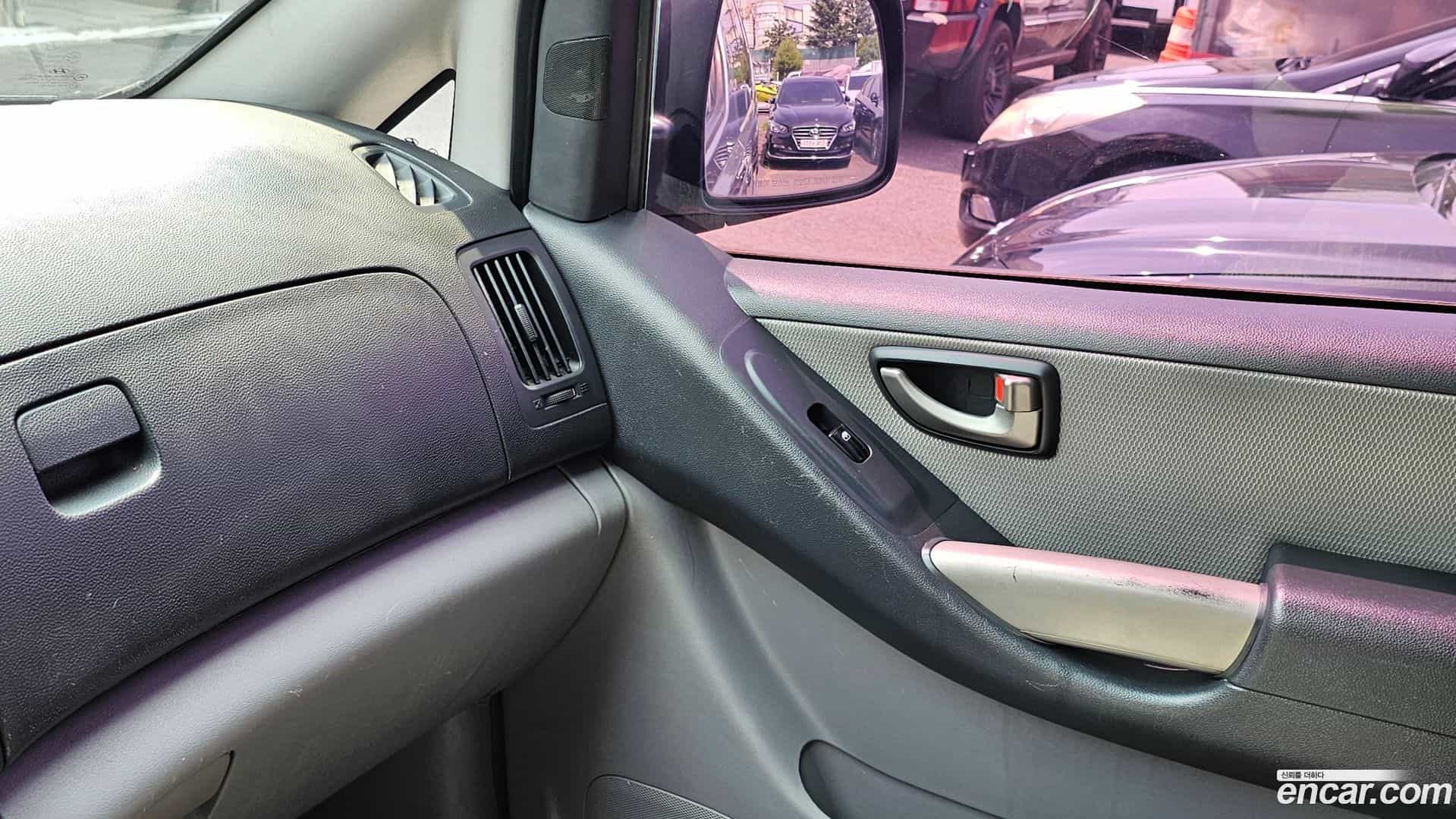 Starex Hyundai 2011.4-OPTION-018