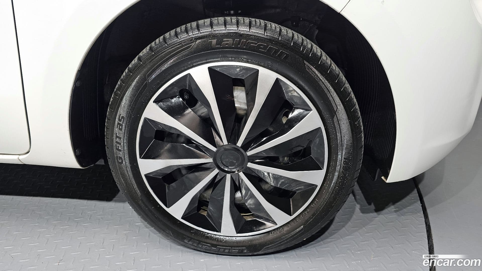 Main__Slider__Photo:RAY Kia 2021.7-4