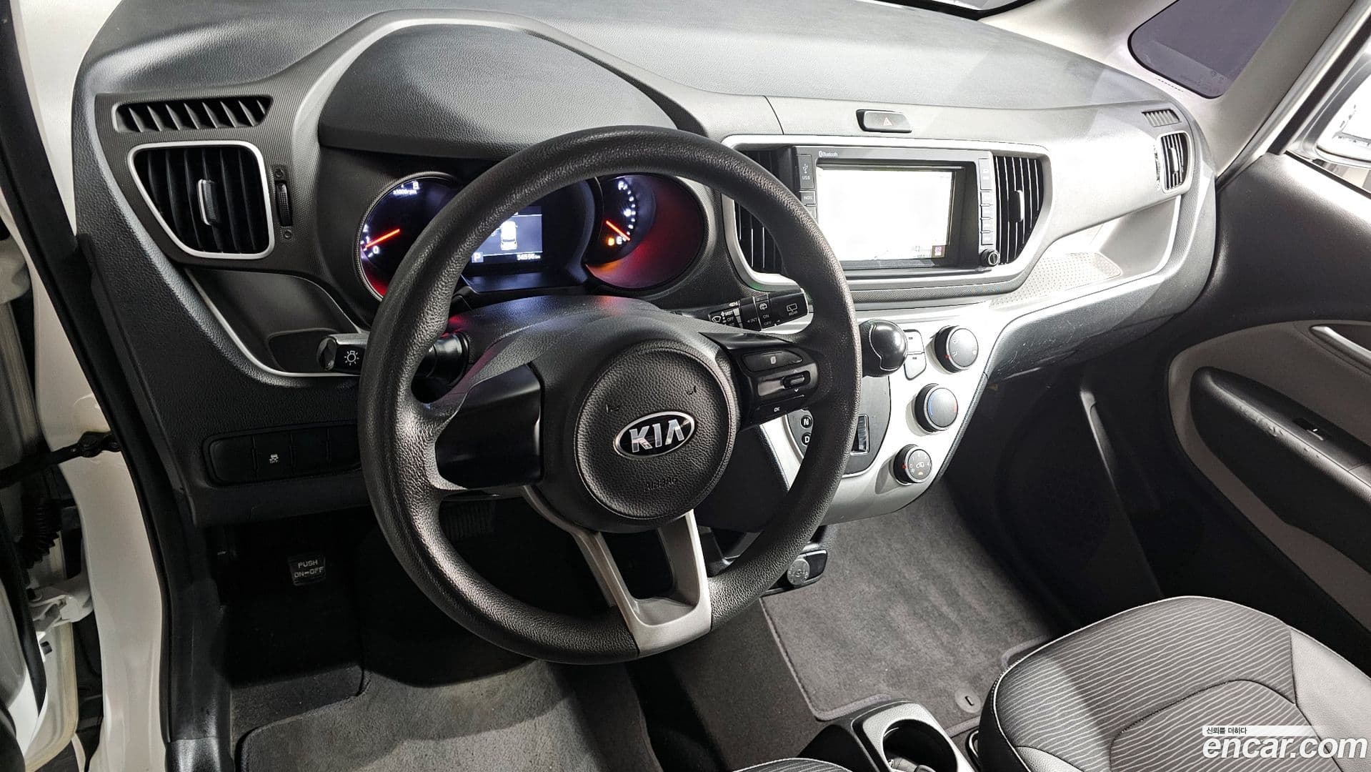 Main__Slider__Photo:RAY Kia 2021.7-12