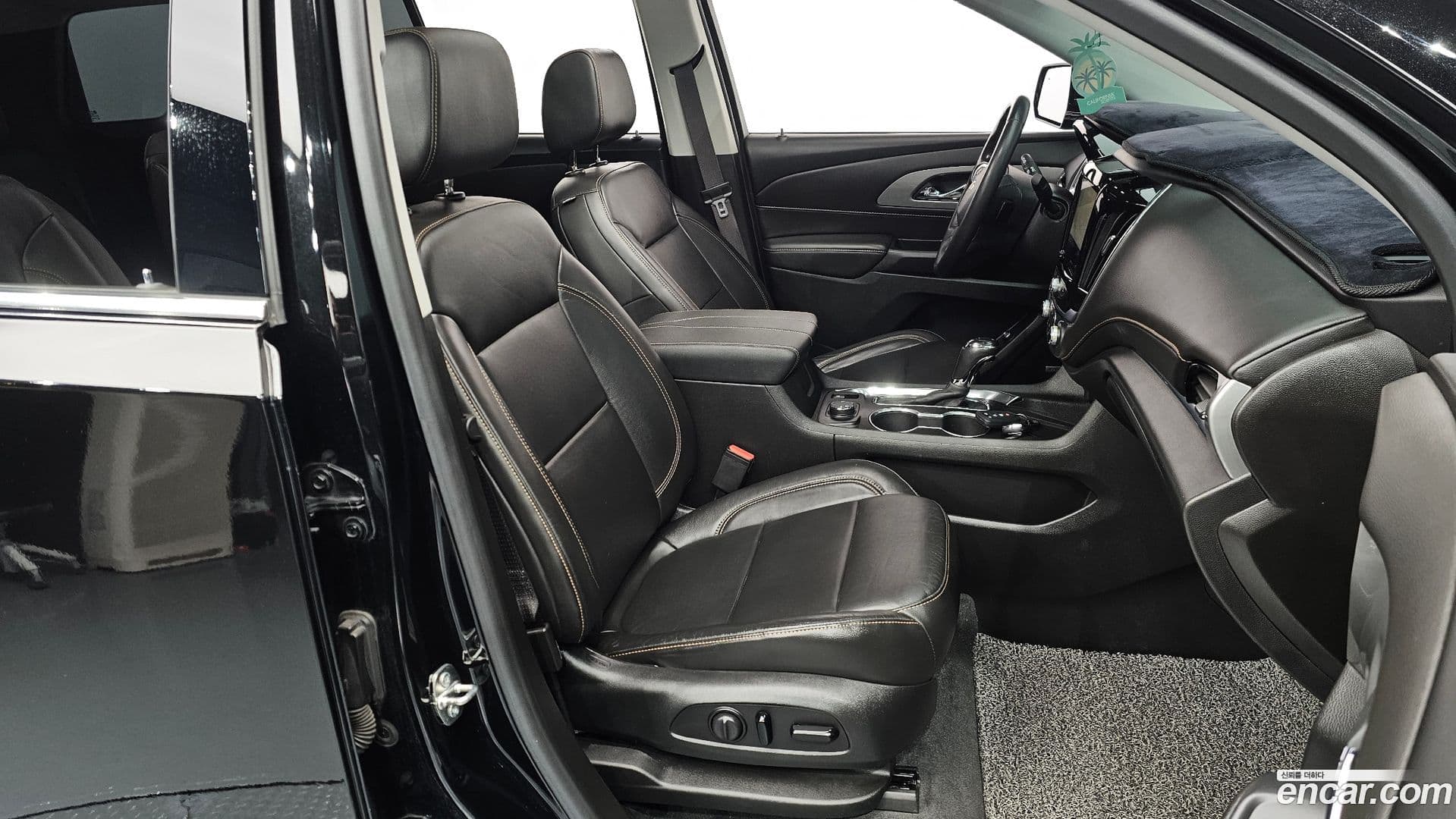 Main__Slider__Photo:Traverse Chevrolet 2020.11-9