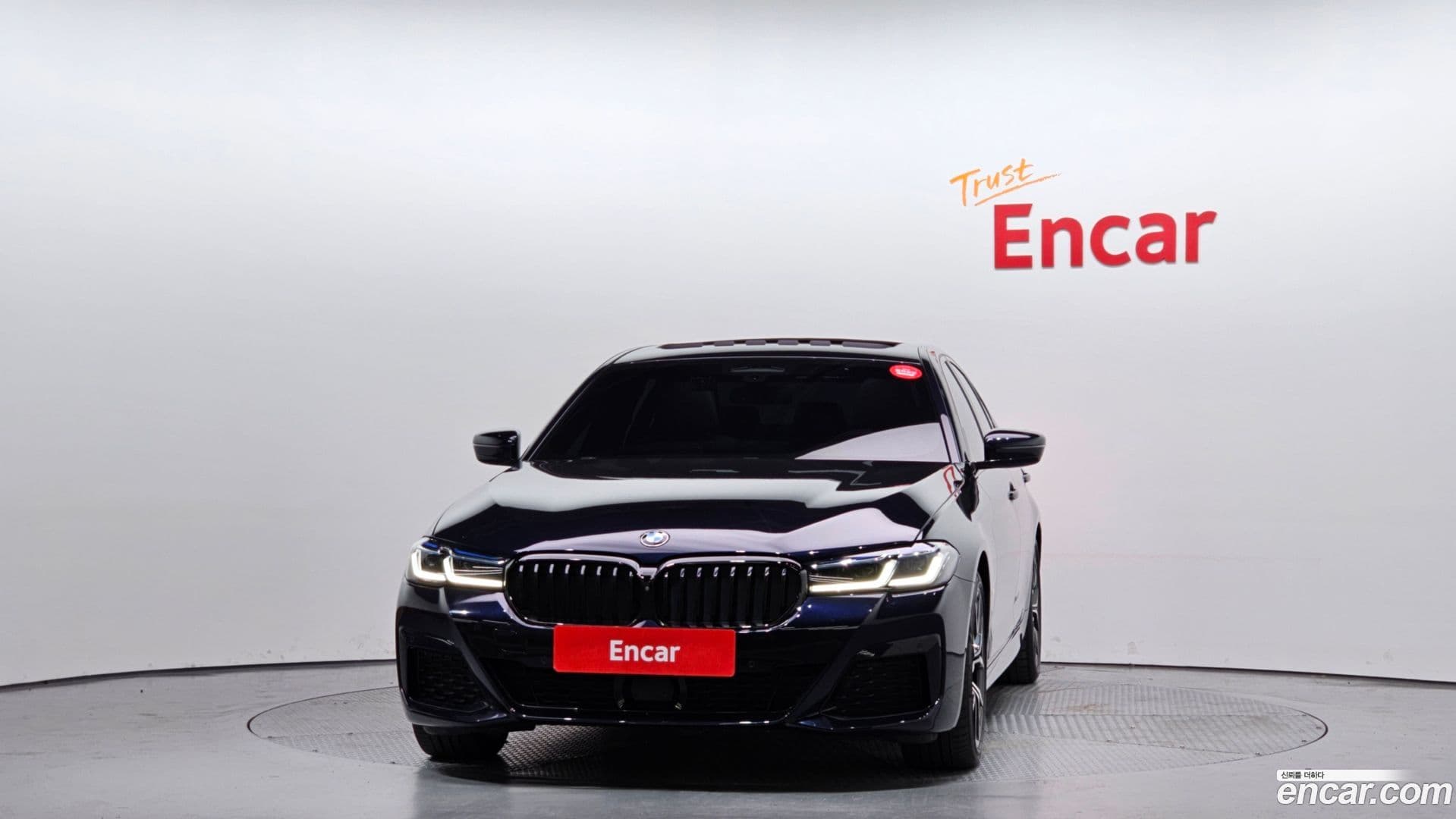 Main__Slider__Photo:5-Series BMW 2023.4-2