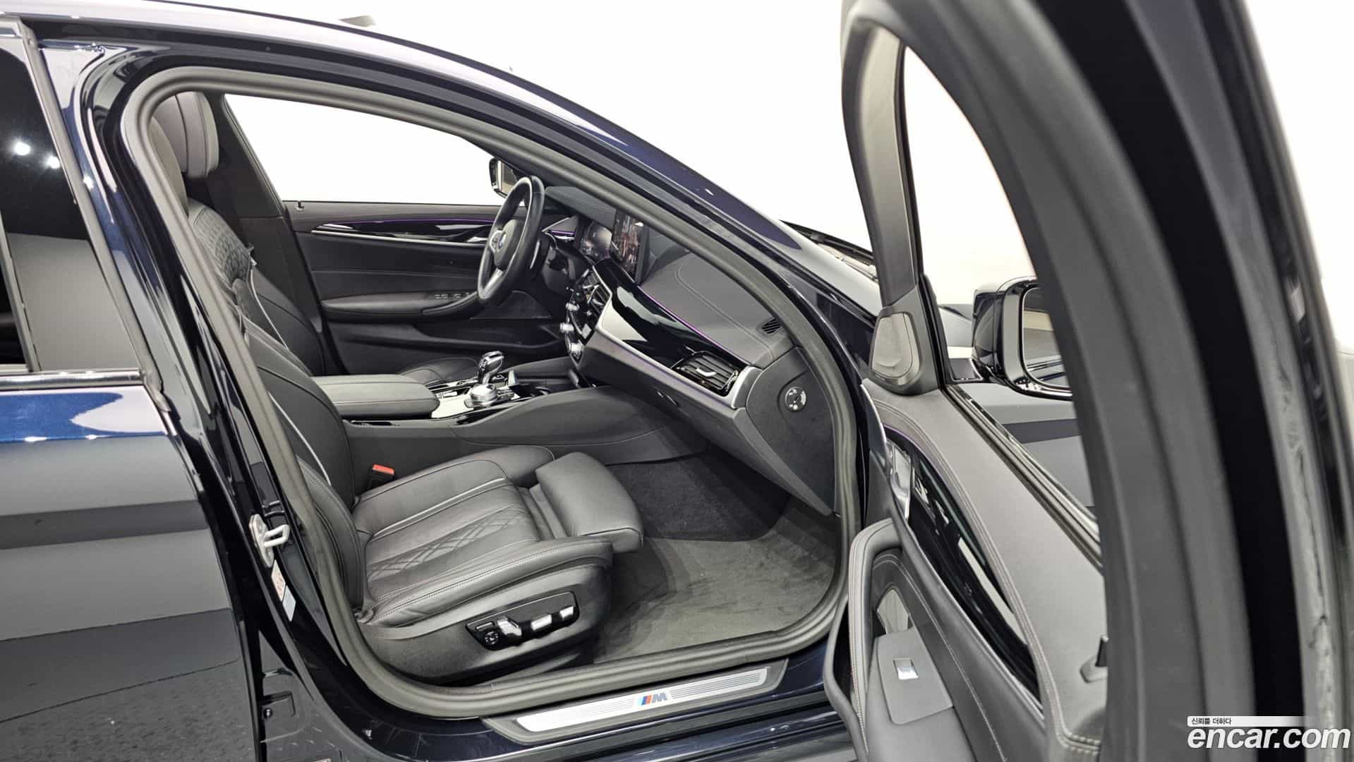 5-Series BMW 2023.4-OPTION-015