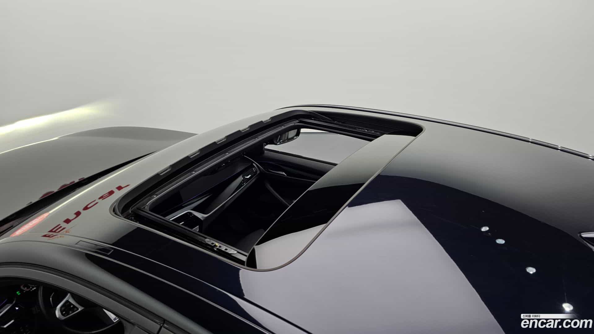 5-Series BMW 2023.4-OPTION-021